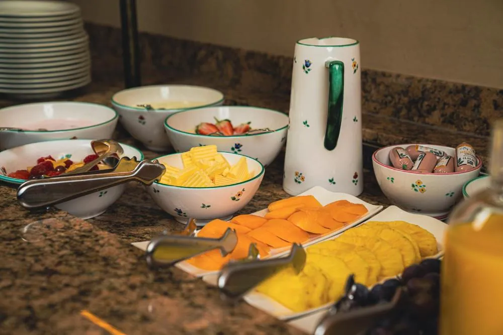 Breakfast in Alpenland - Das Feine Kleine