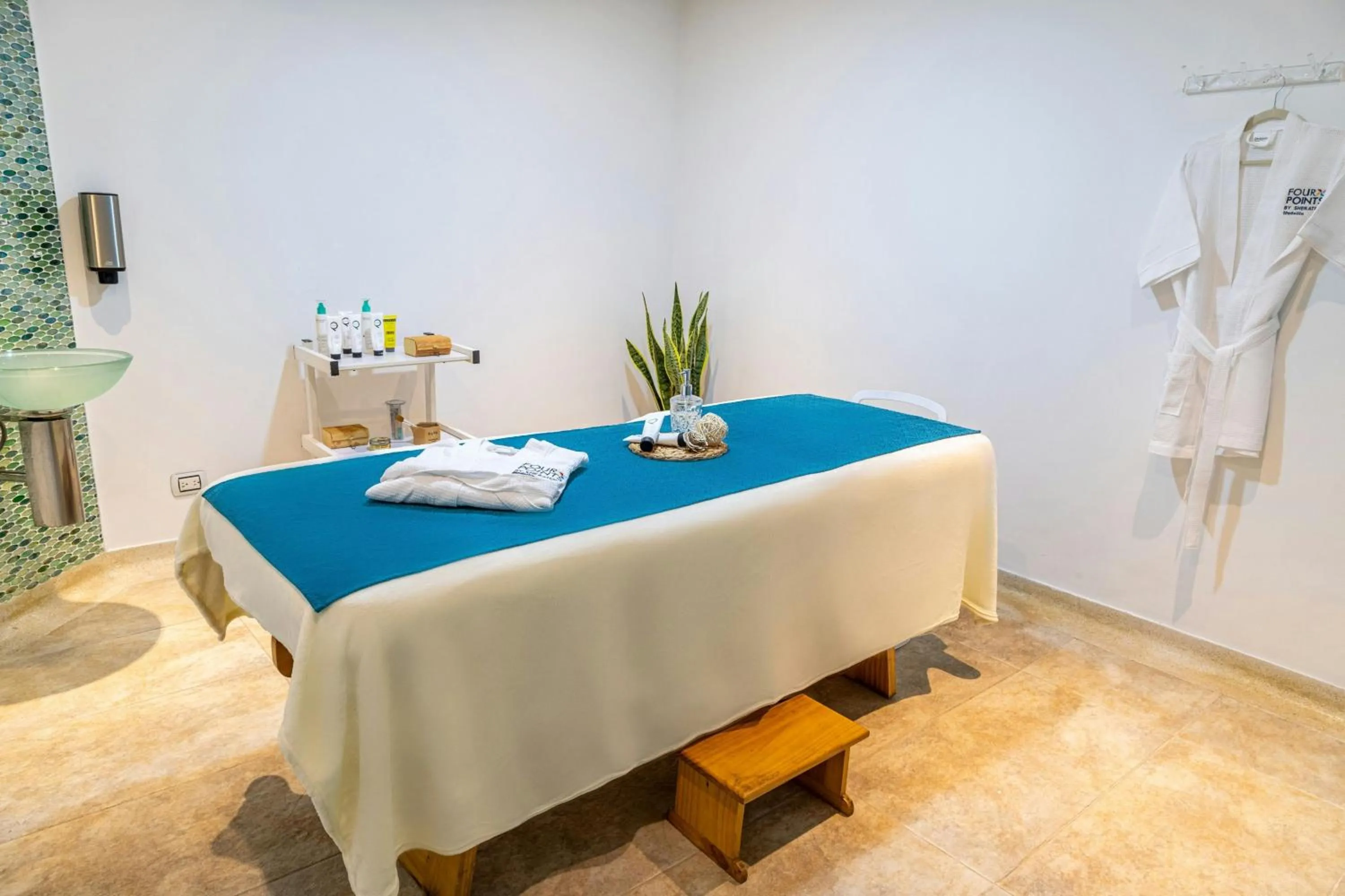 Spa and wellness centre/facilities in Four Points by Sheraton Medellín