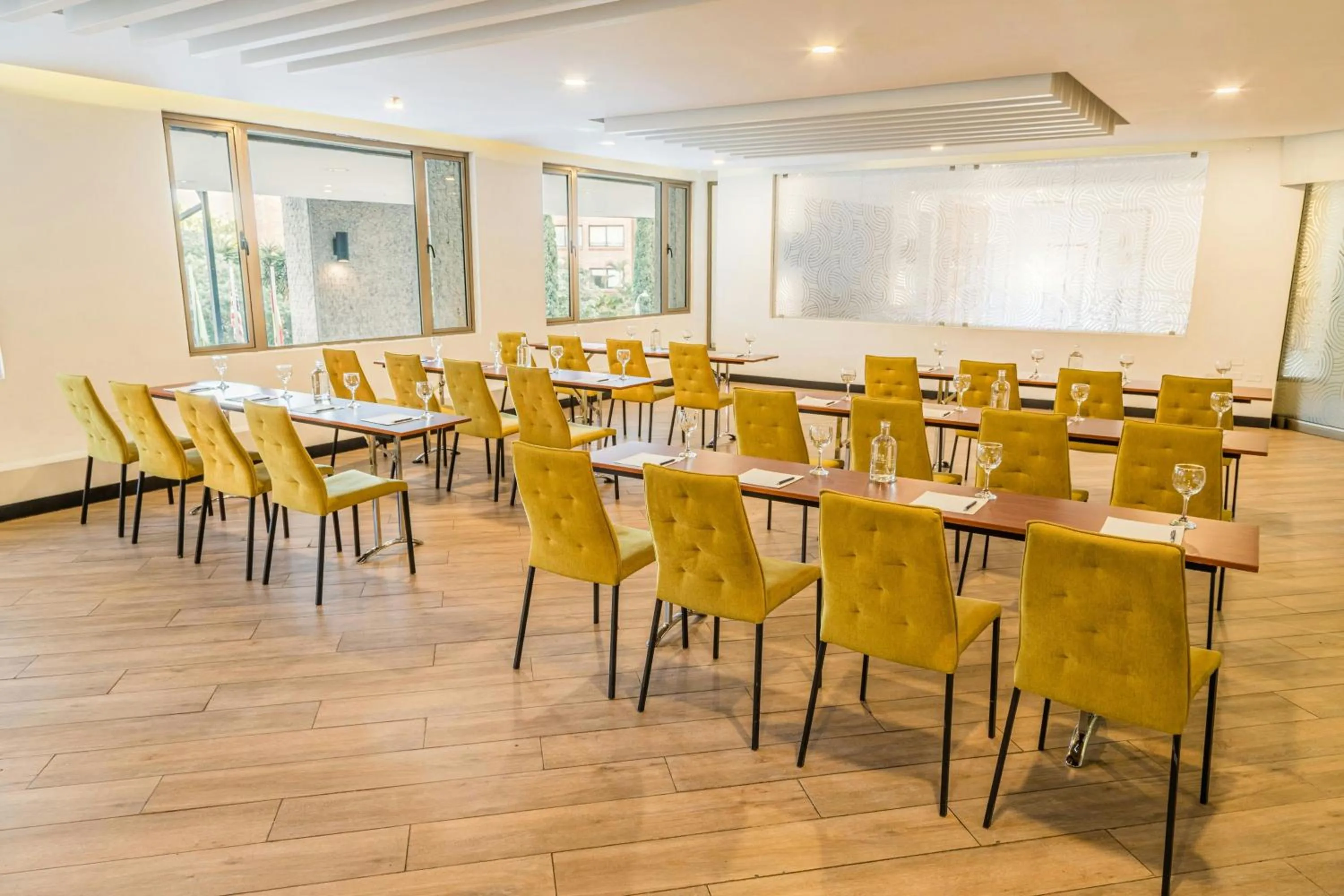 Meeting/conference room in Four Points by Sheraton Medellín