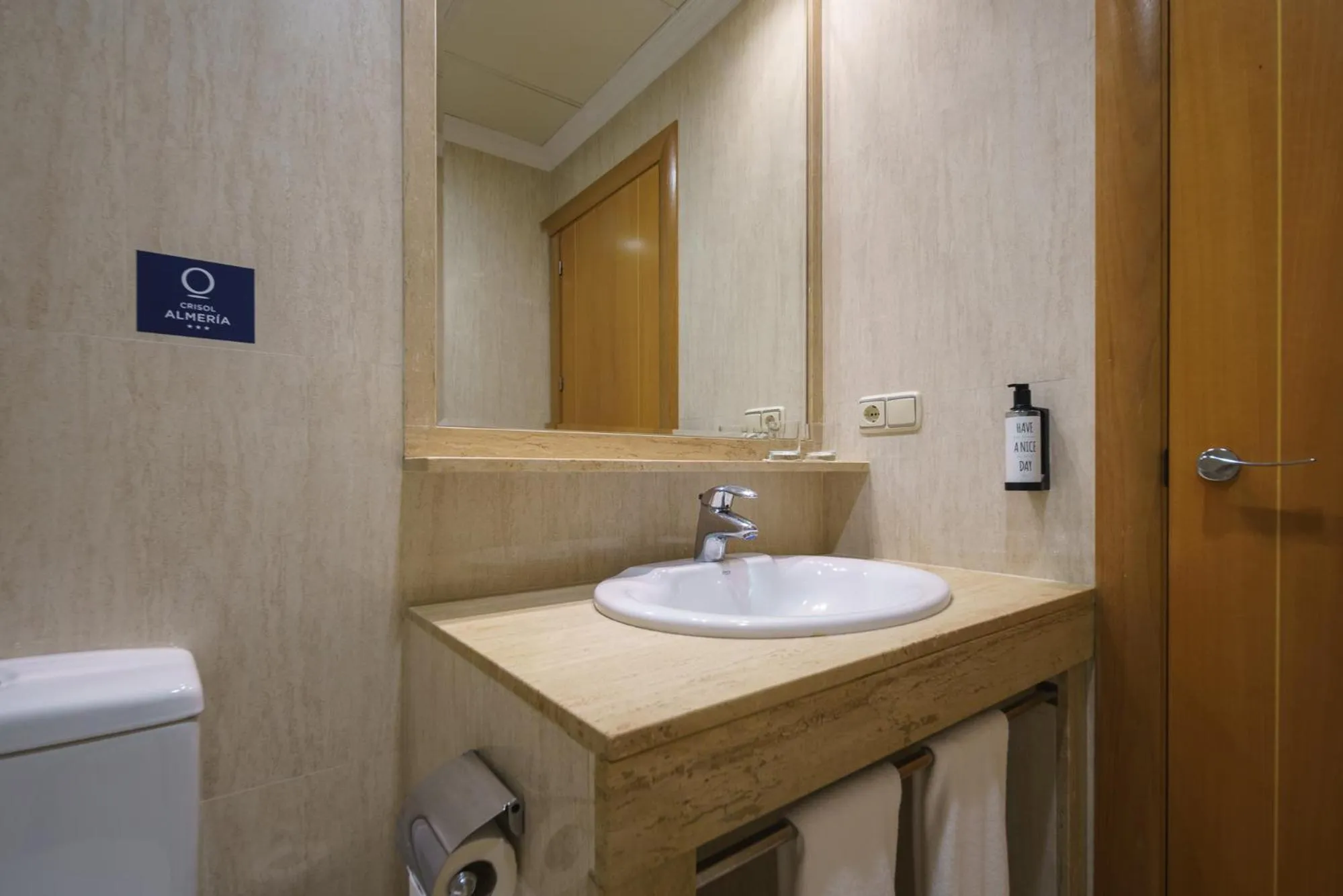 Bathroom in Crisol Almería