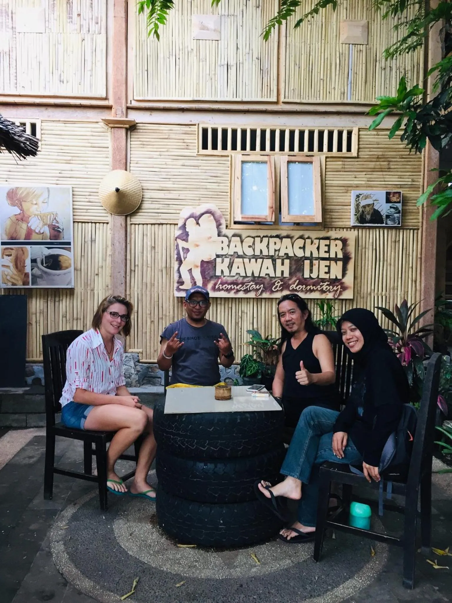 Guests in Backpacker Kawah Ijen