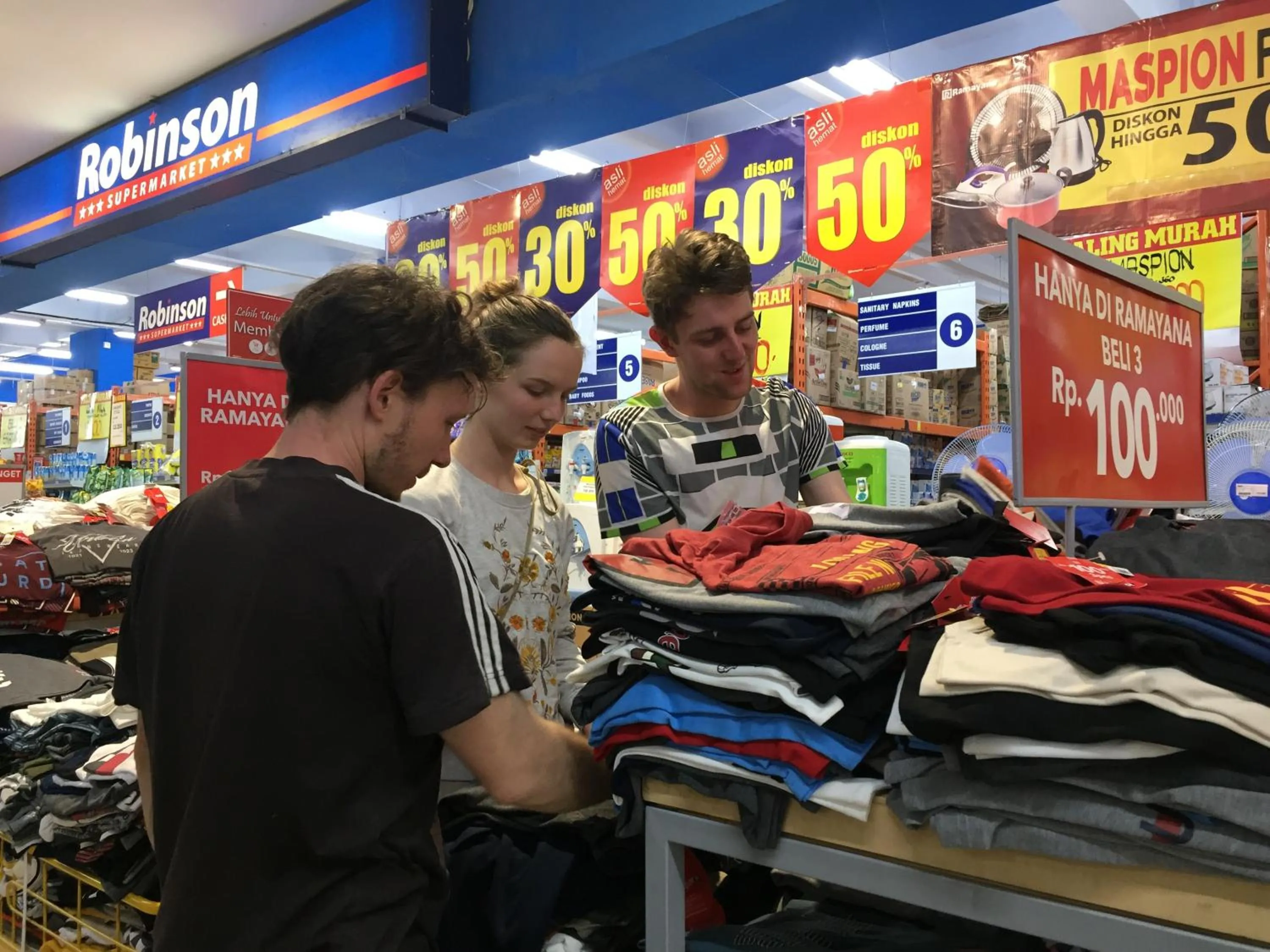 Backpacker Kawah Ijen