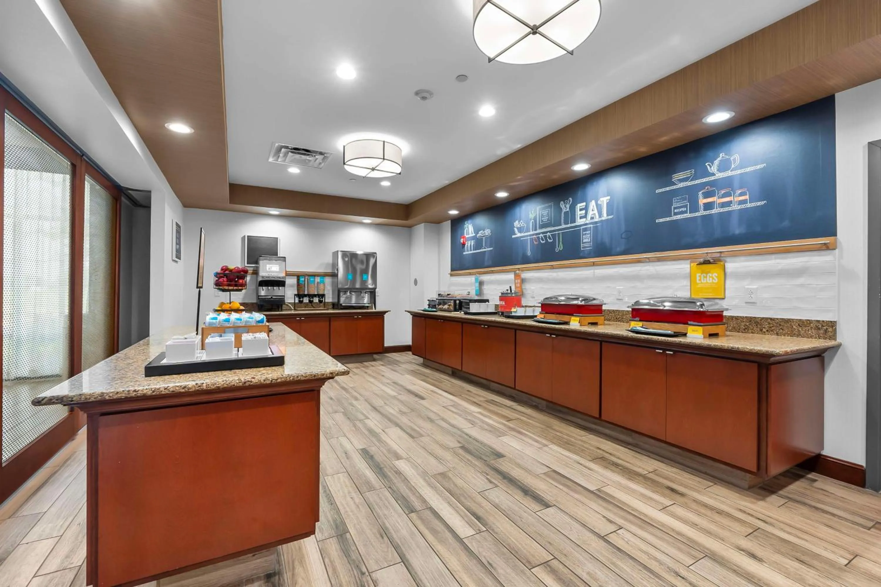 Breakfast in Hampton Inn & Suites - Saint Louis South Interstate 55