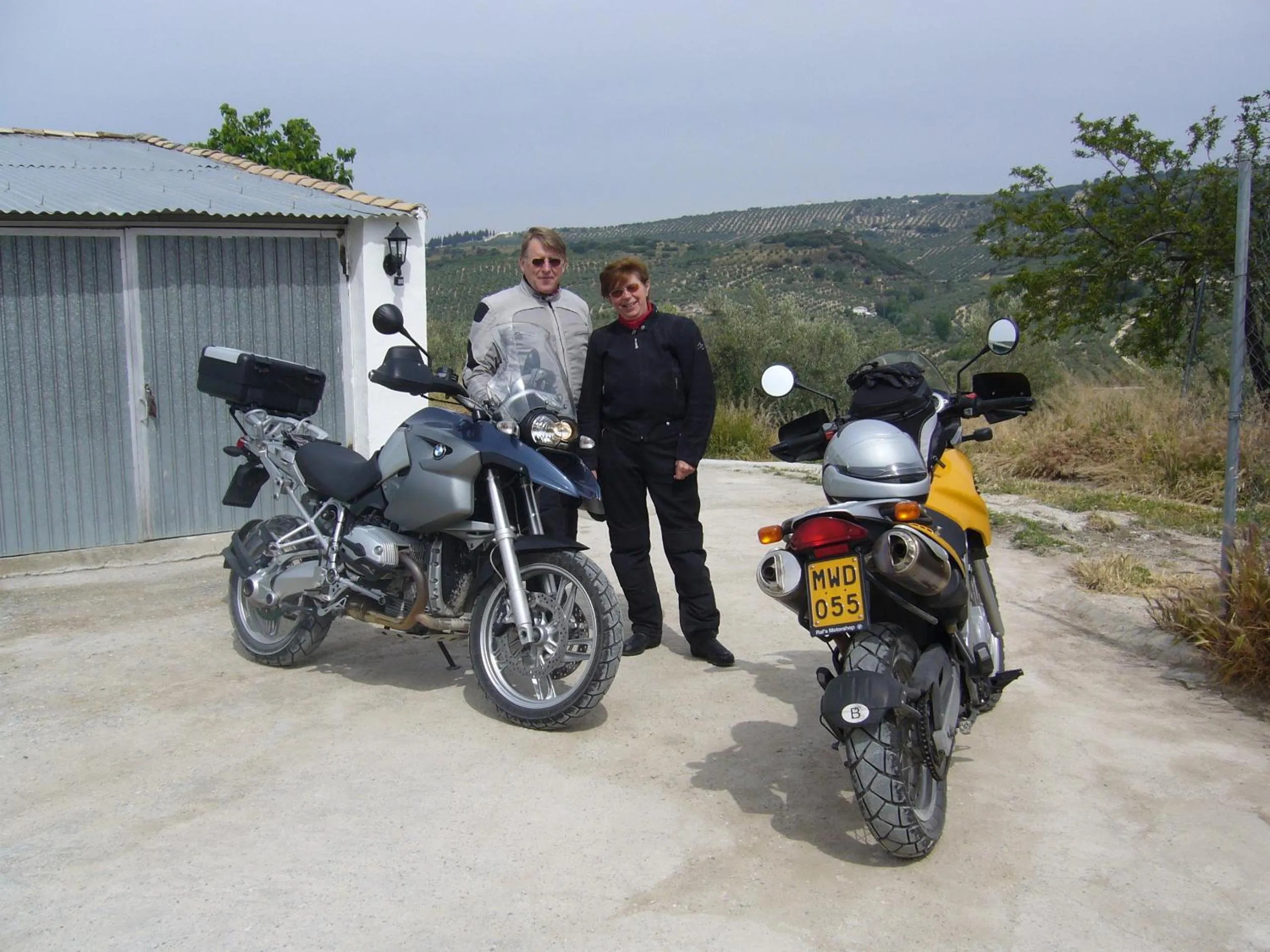 People in B&B Lasnavillasmm