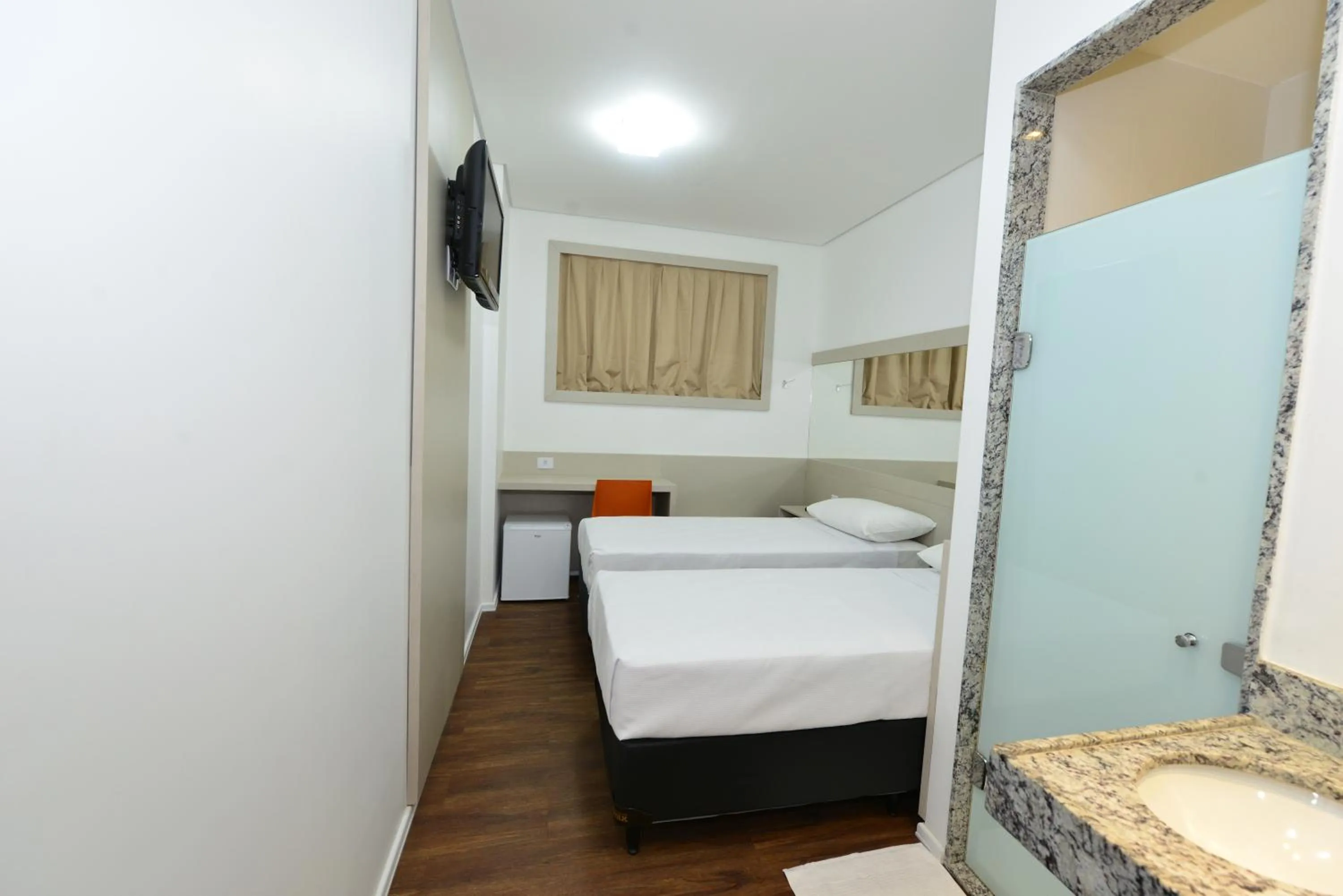 Bed in Hotel Panorama Economic