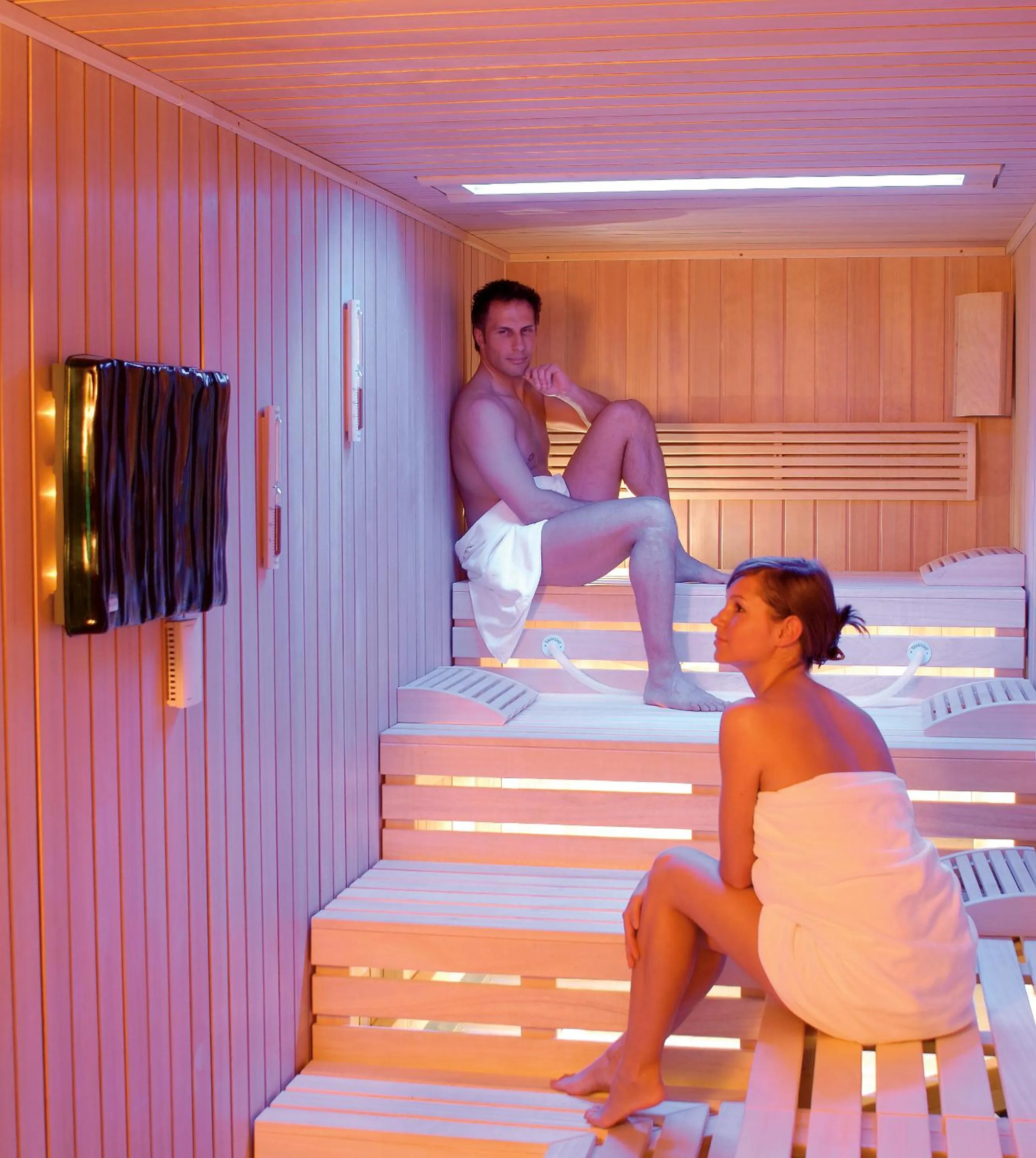 Sauna, Bed in Hotel Brötz