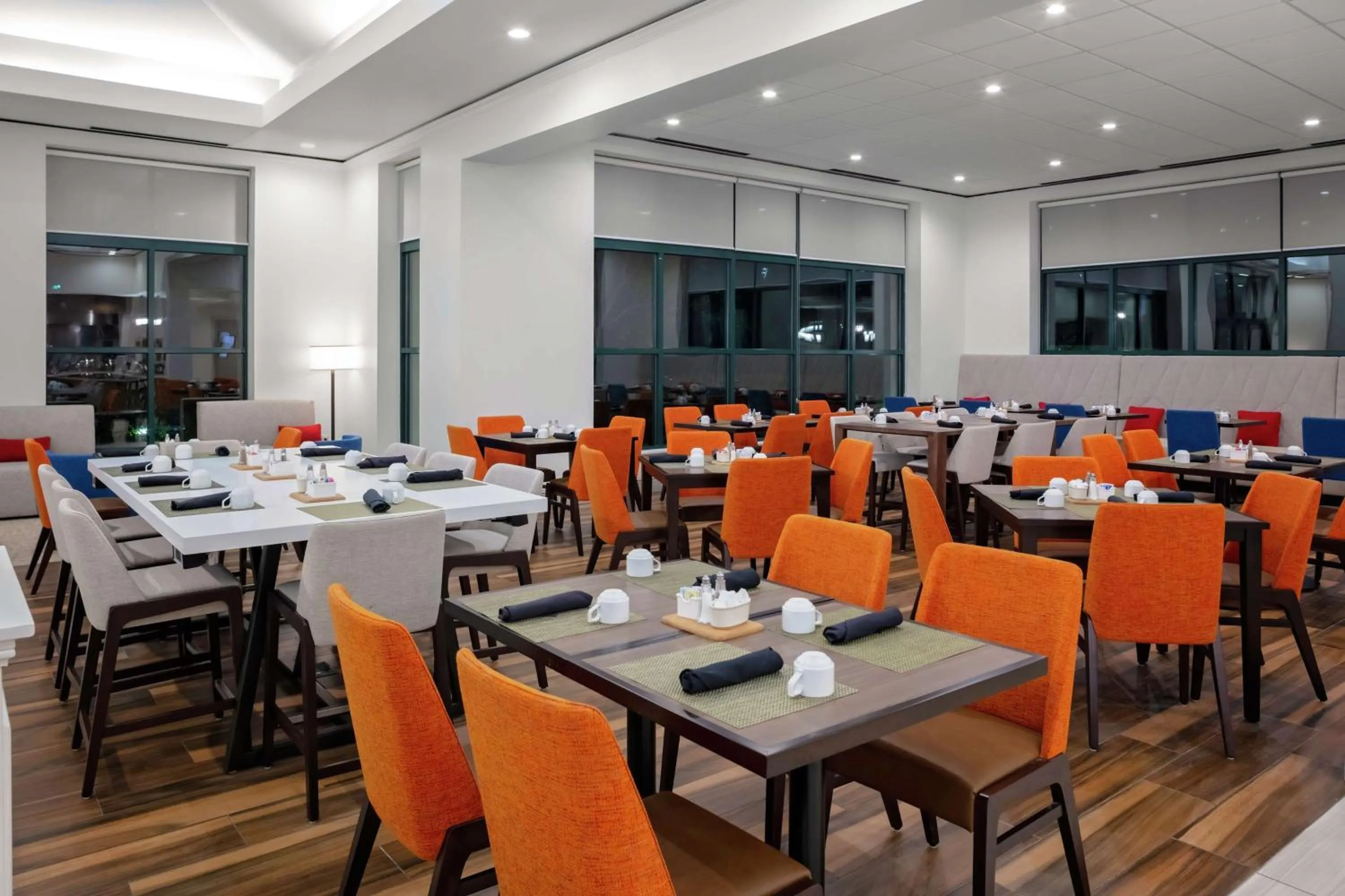 Restaurant/places to eat in Hilton Garden Inn Atlanta Perimeter Center