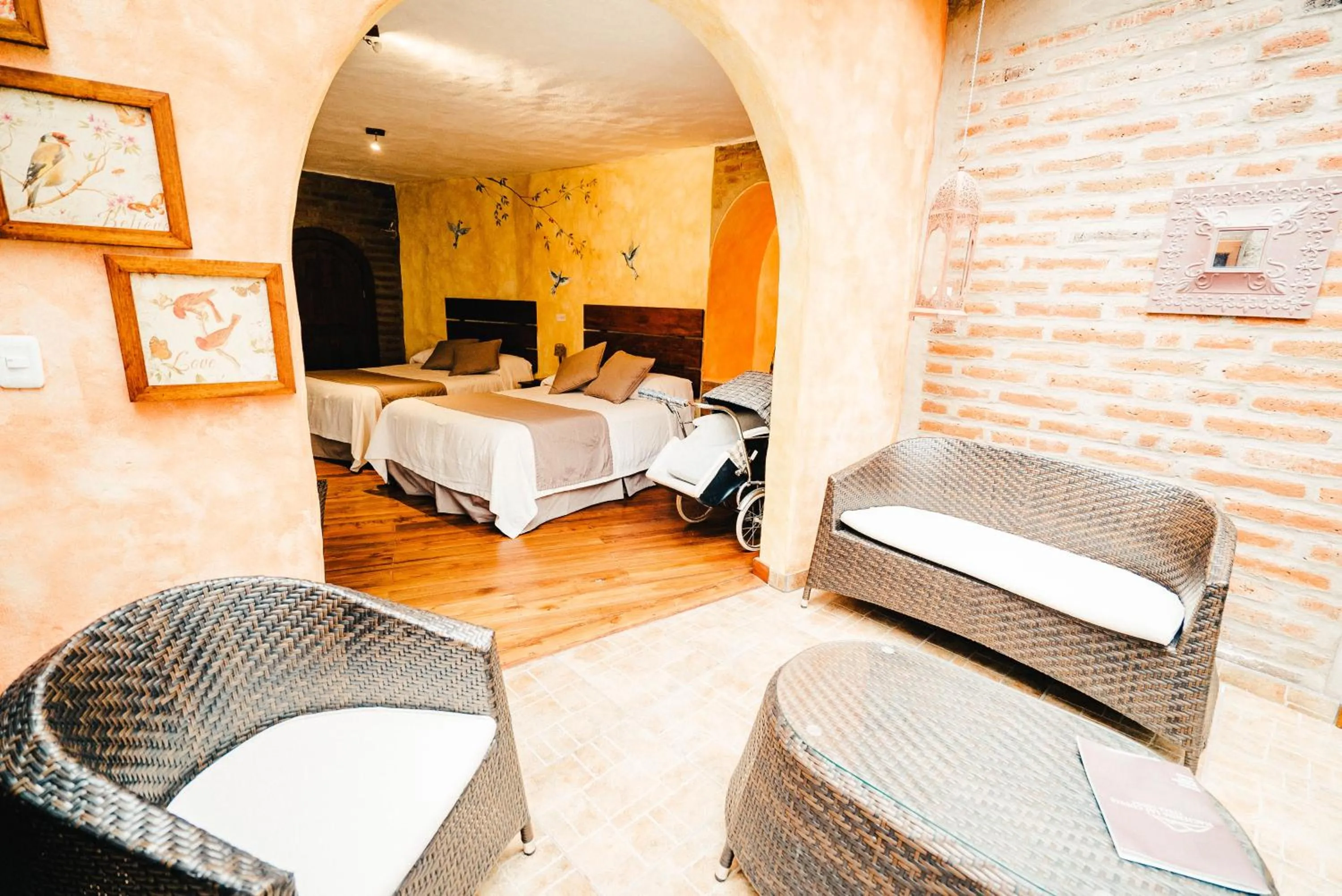 Living room, Bed in Hacienda Las Cuevas Terra Lodge