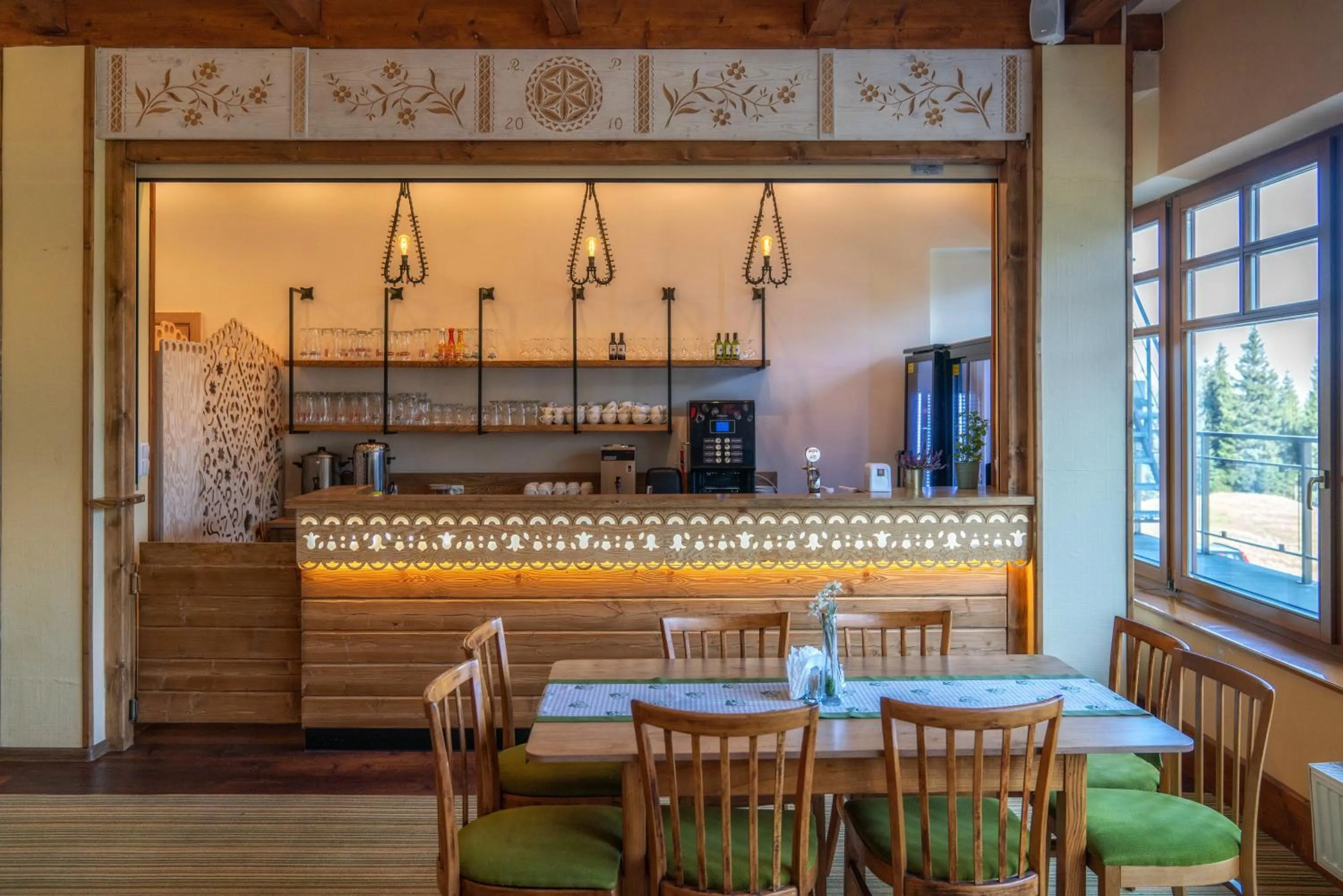 Restaurant/places to eat in Hotel Górski Kalatówki