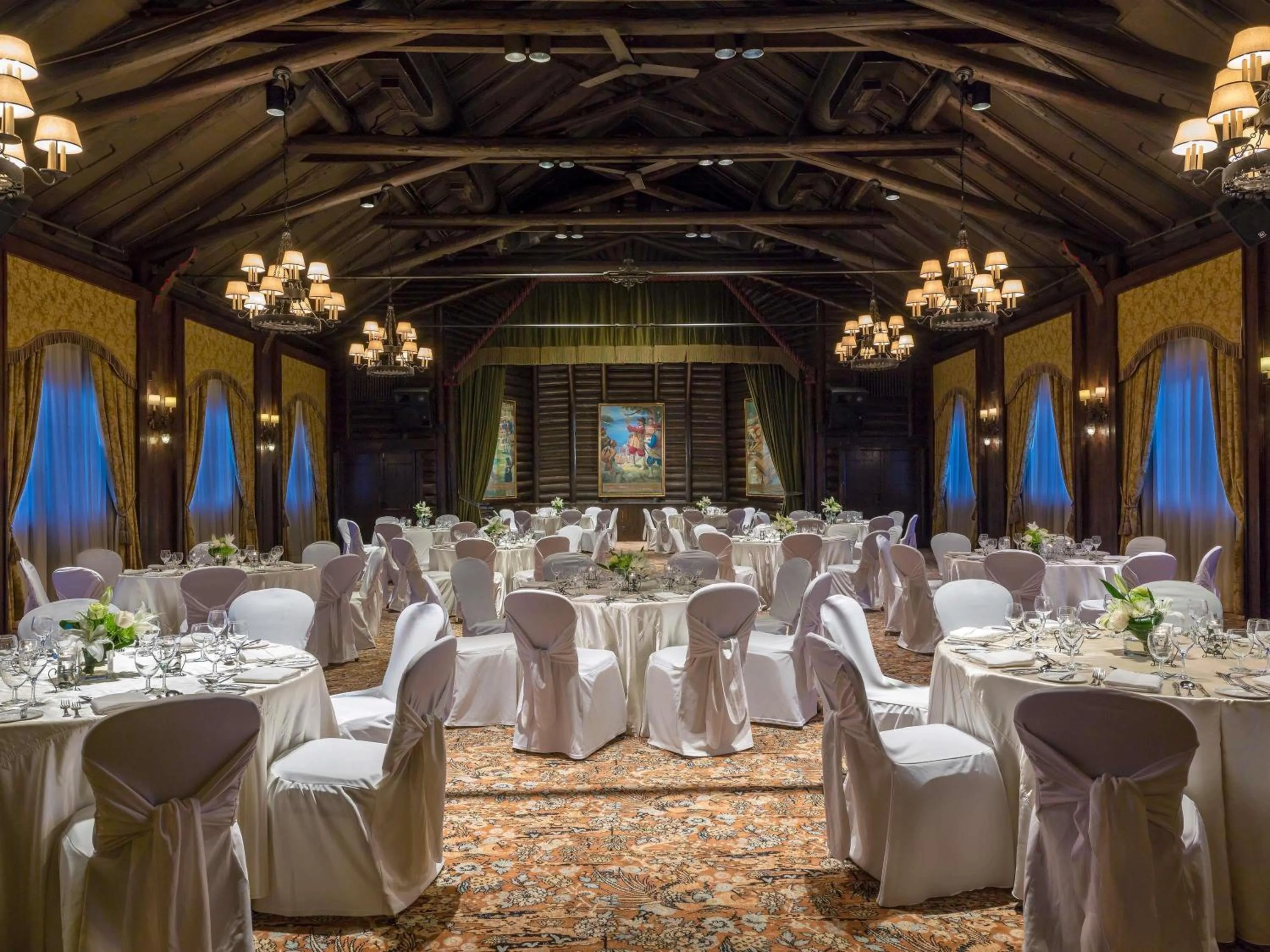 Meeting/conference room in Fairmont Le Chateau Montebello