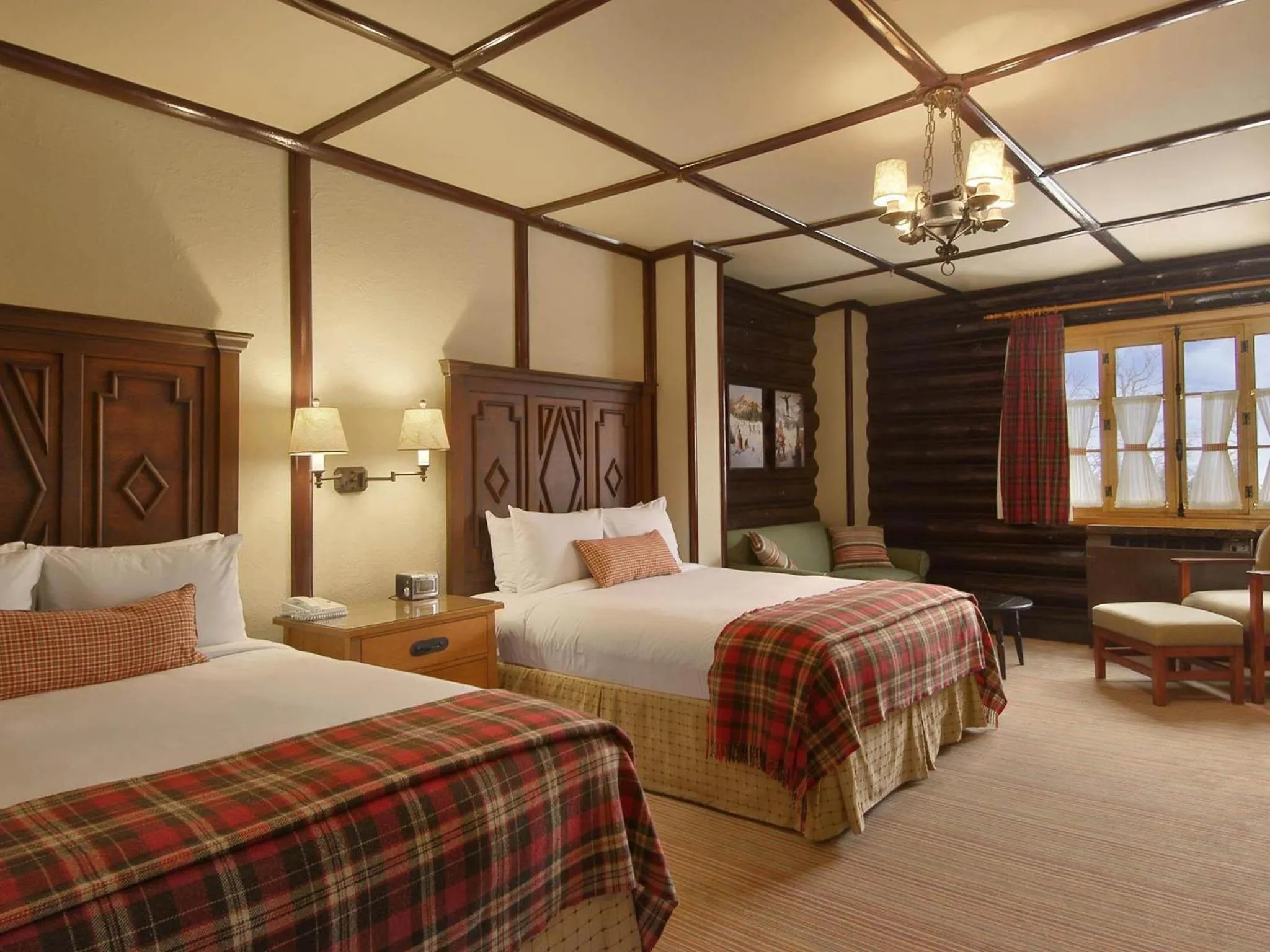 Bedroom, Bed in Fairmont Le Chateau Montebello