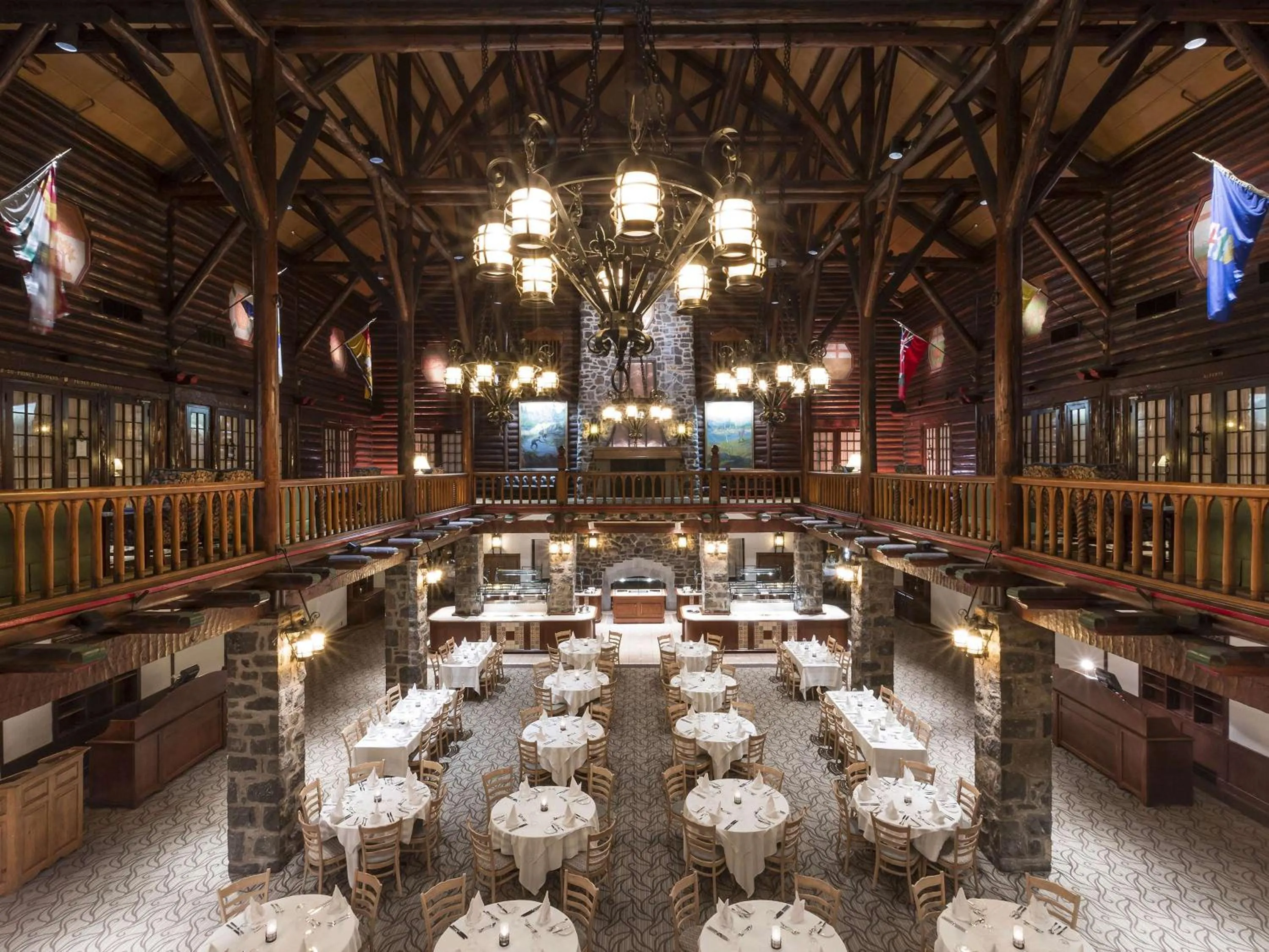 Restaurant/places to eat in Fairmont Le Chateau Montebello