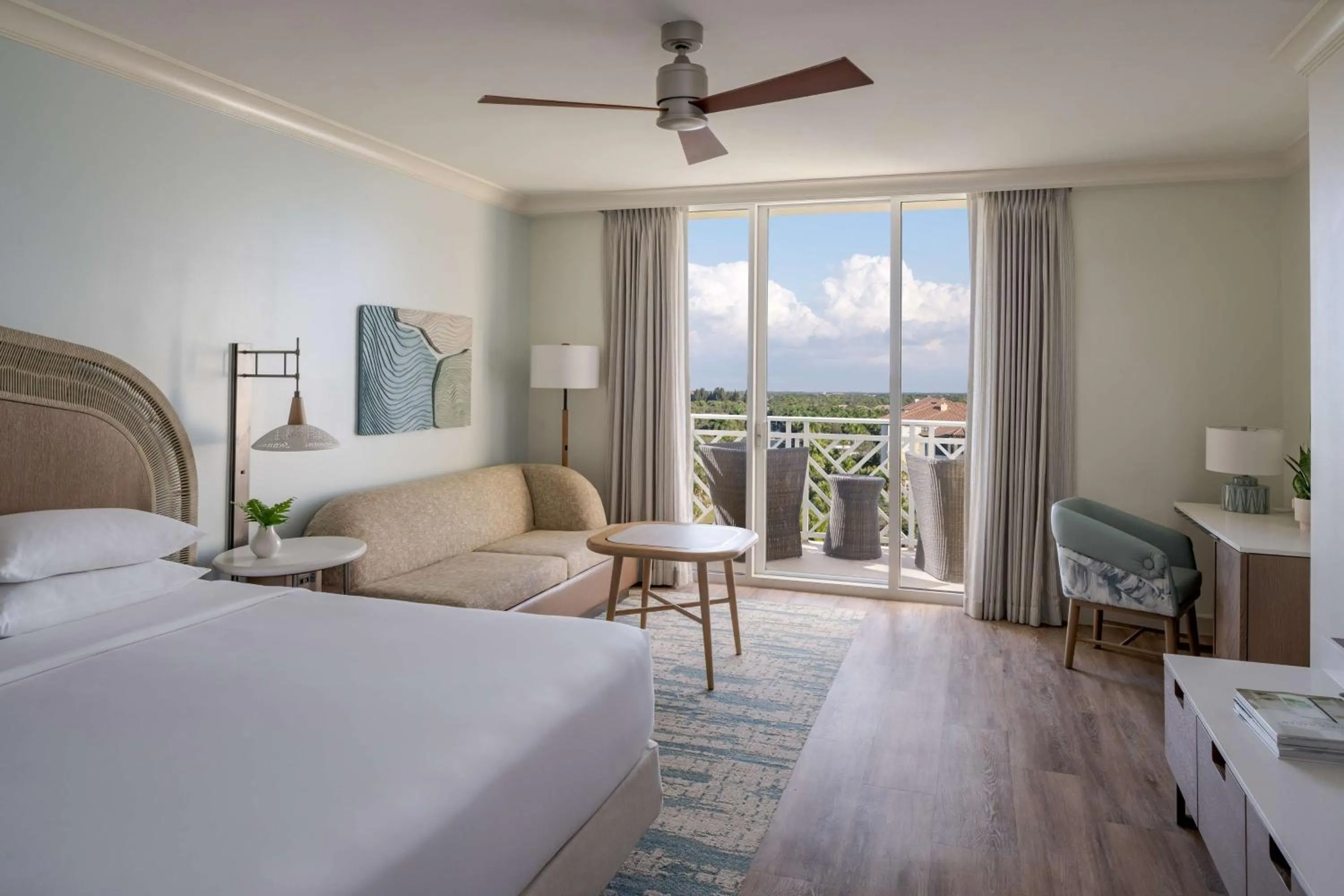 Bedroom, Bed in Hyatt Regency Coconut Point Resort & Spa Near Naples
