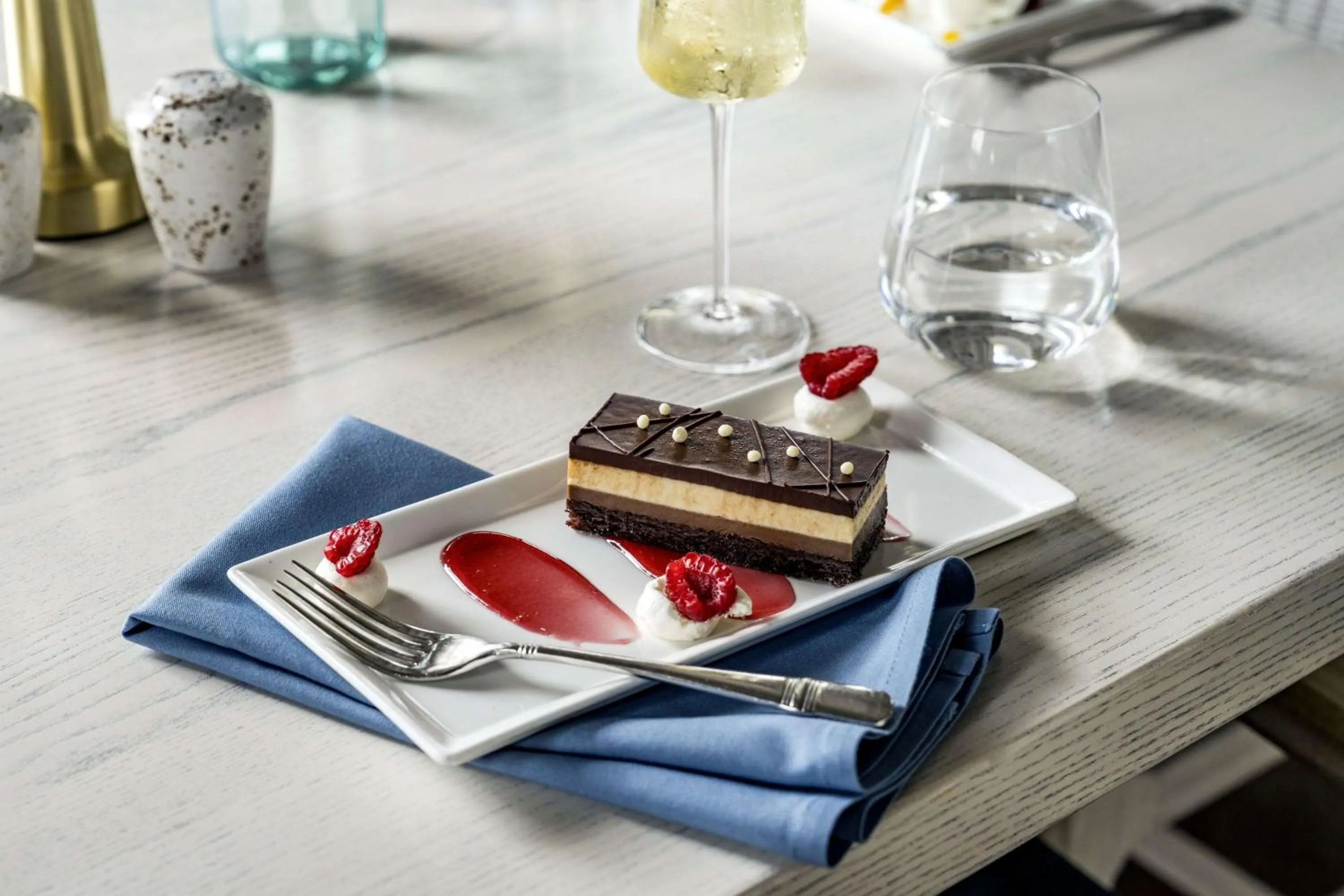 Restaurant/places to eat in Hyatt Regency Coconut Point Resort & Spa Near Naples