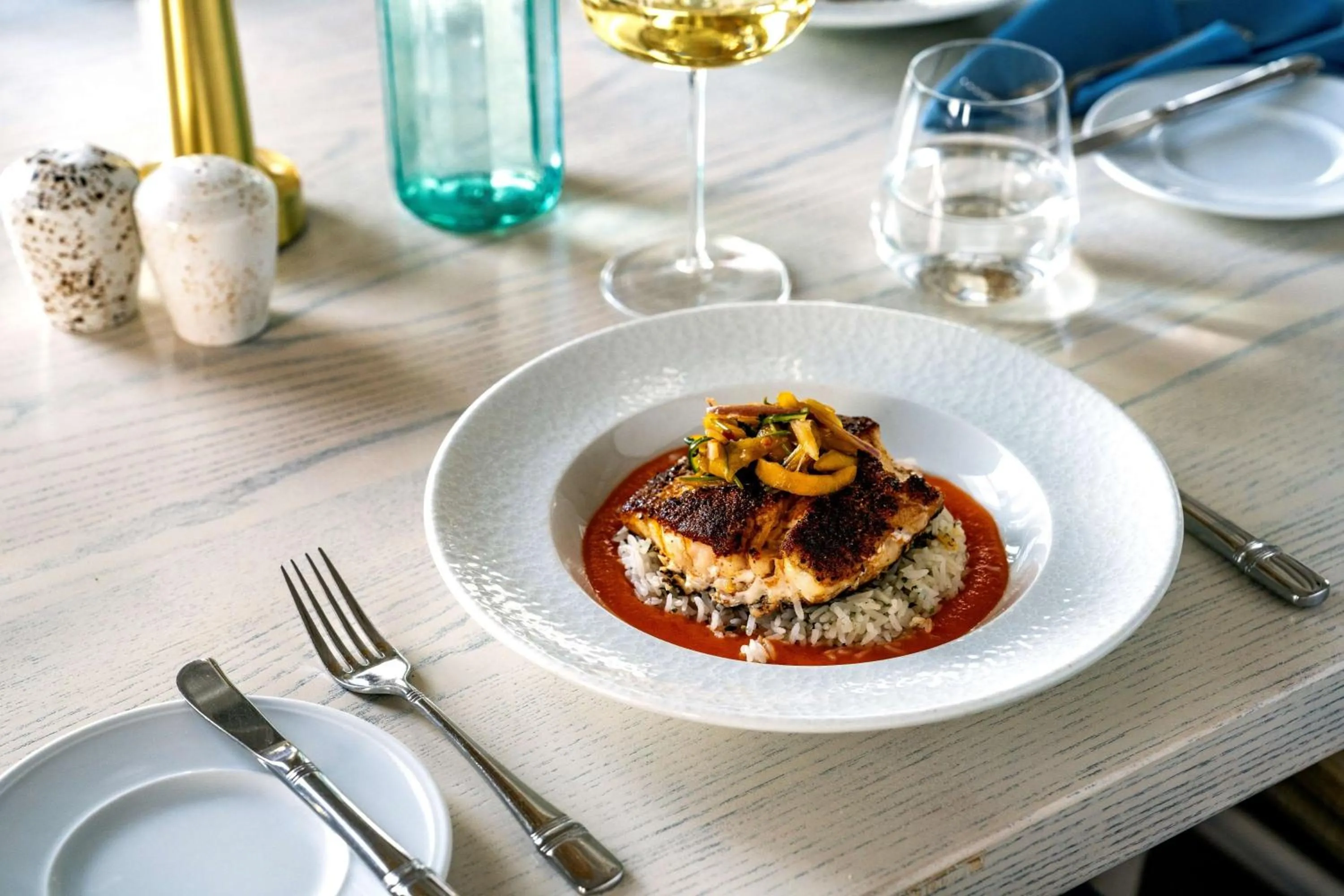 Restaurant/places to eat in Hyatt Regency Coconut Point Resort & Spa Near Naples