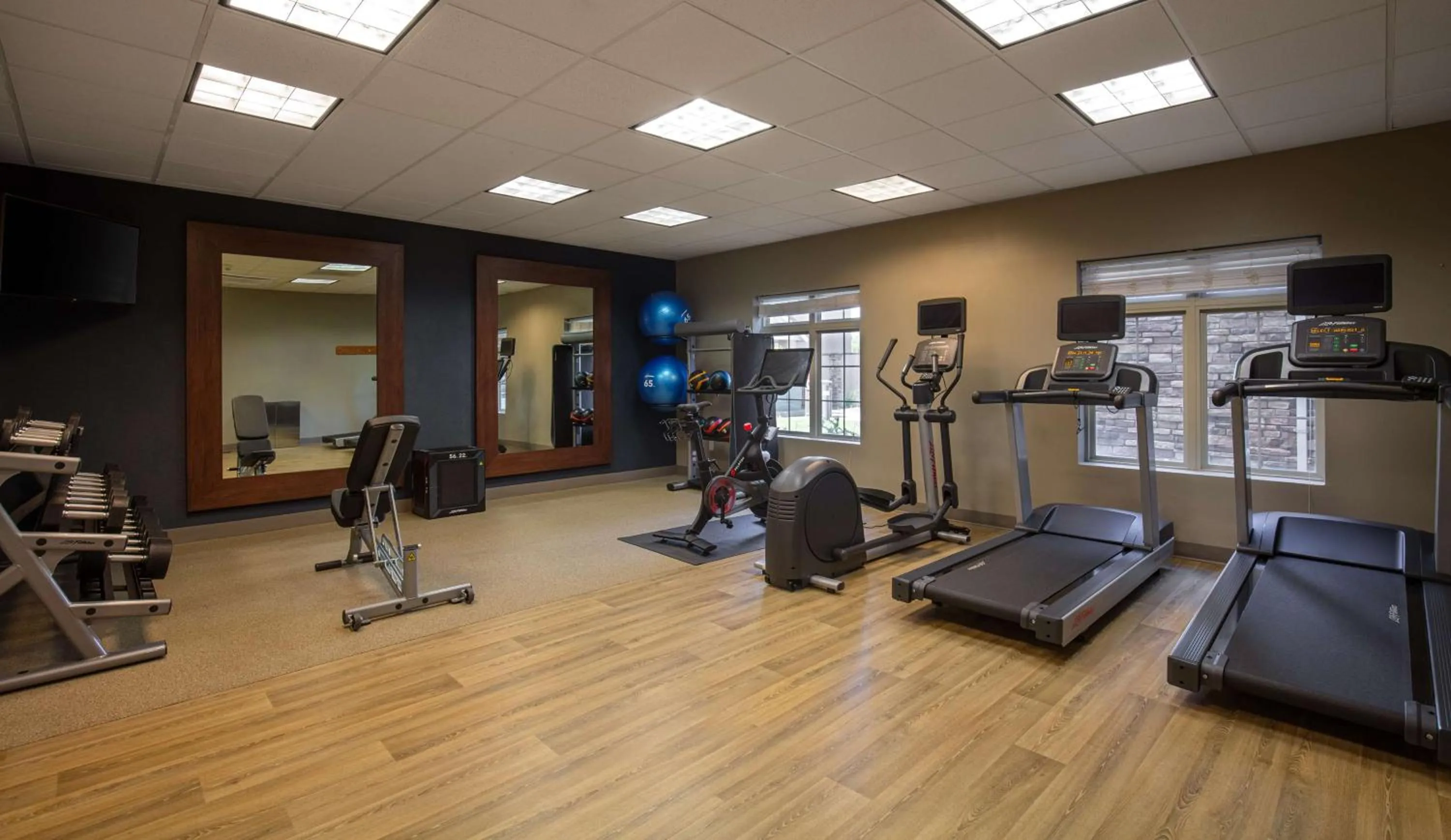 Fitness centre/facilities in Homewood Suites by Hilton Fairfield-Napa Valley Area