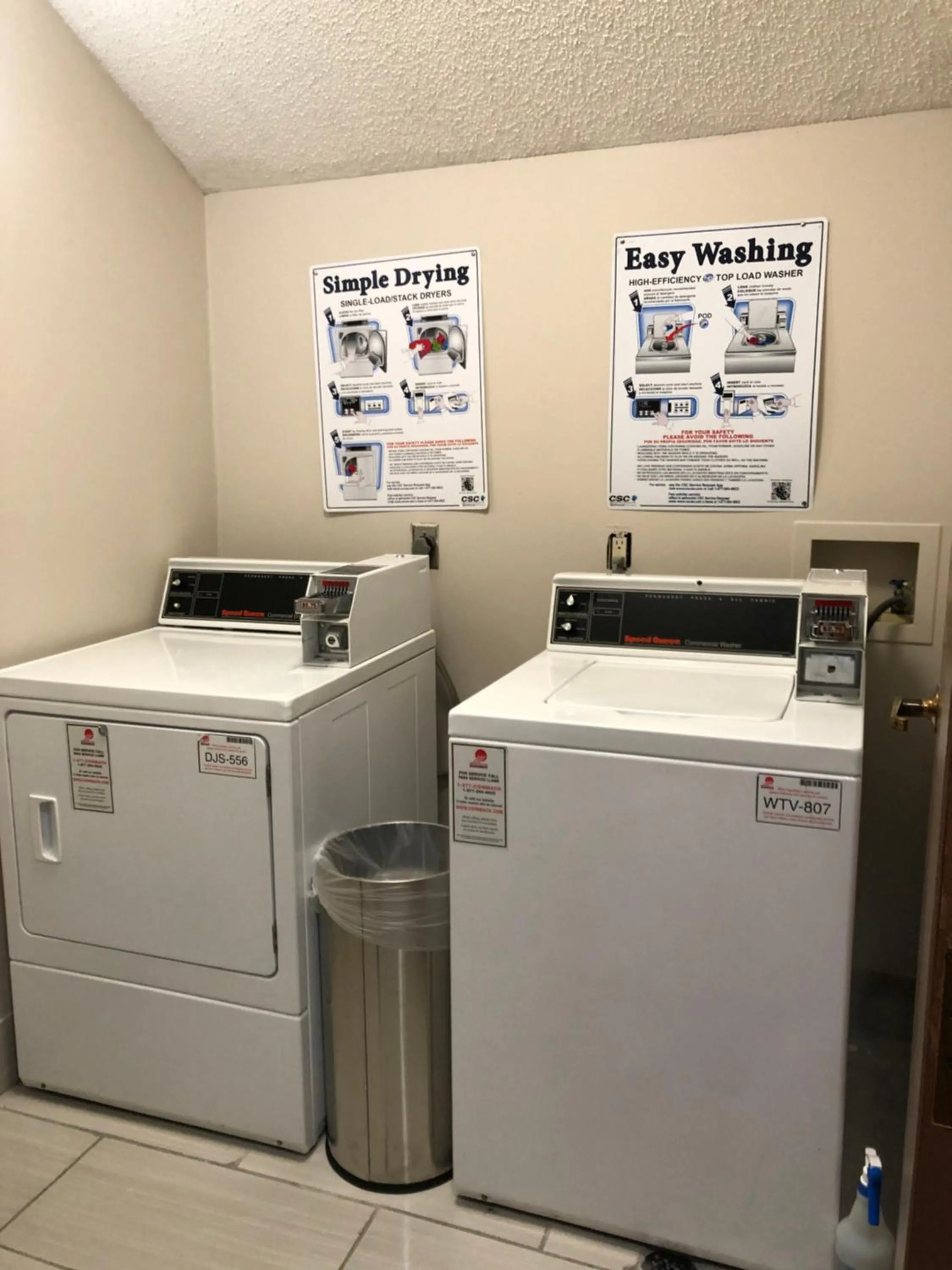 Super 8 by Wyndham Omaha SW