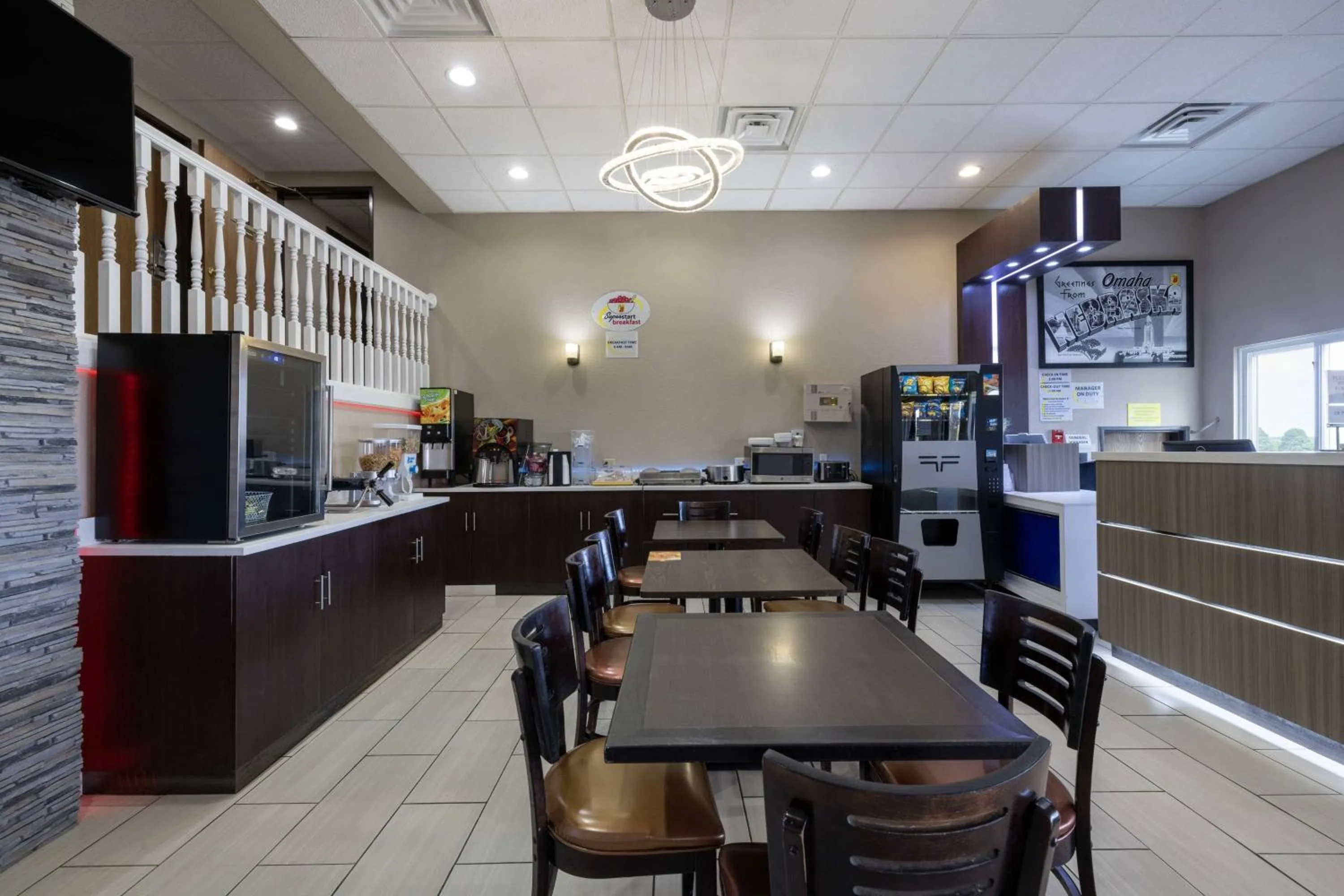 Breakfast in Super 8 by Wyndham Omaha SW