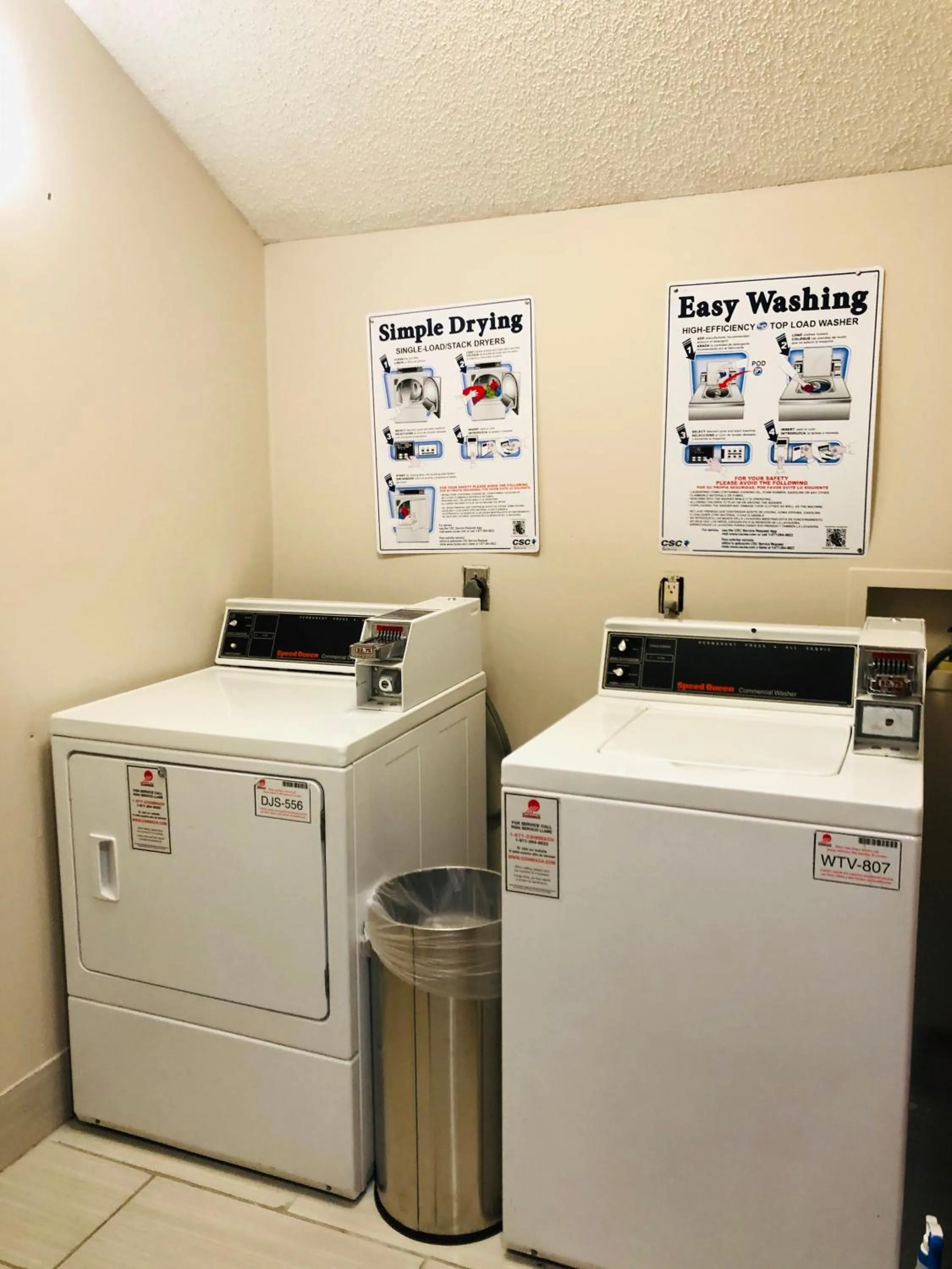 Super 8 by Wyndham Omaha SW