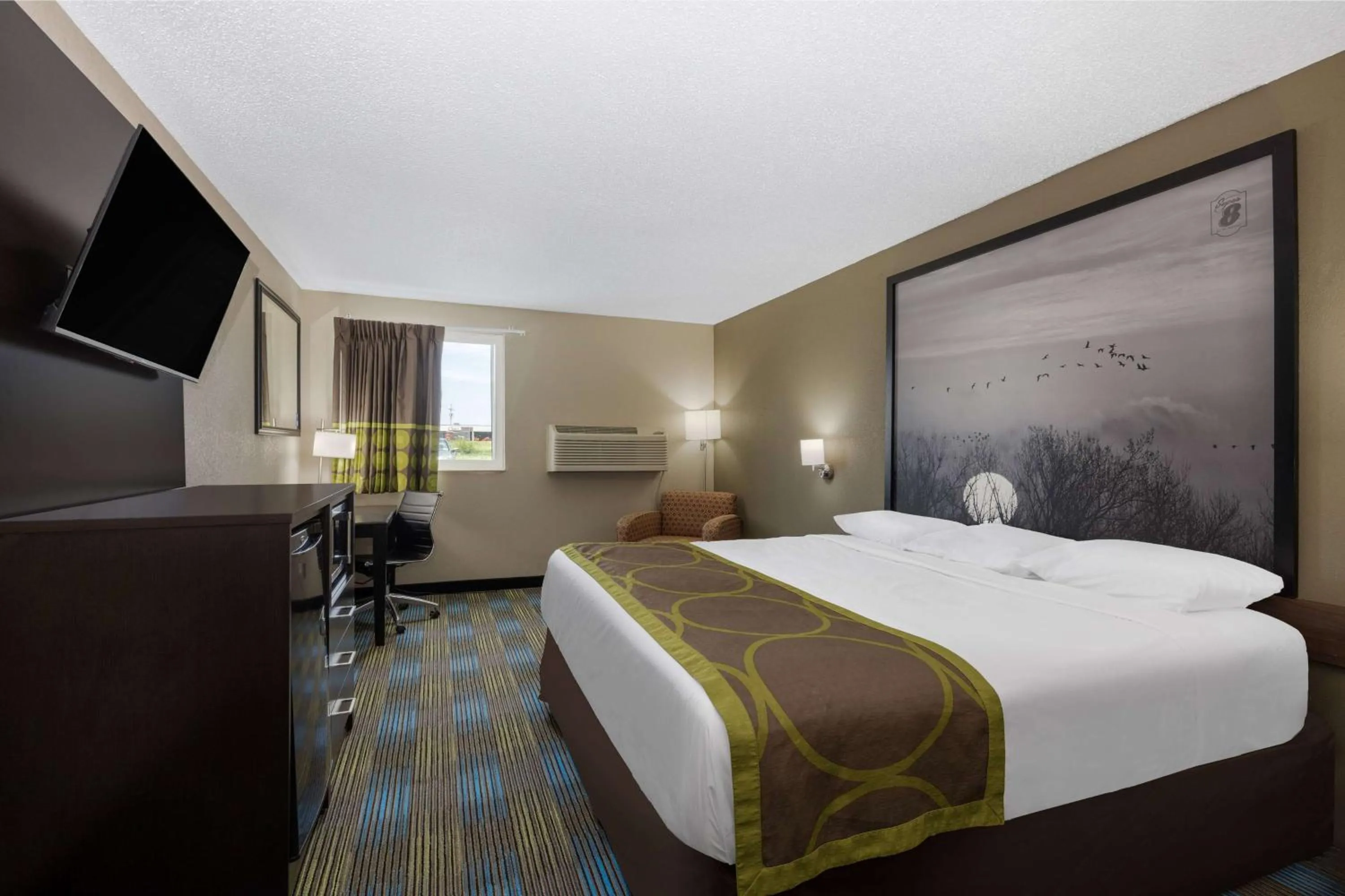 Photo of the whole room, Bed in Super 8 by Wyndham Omaha SW
