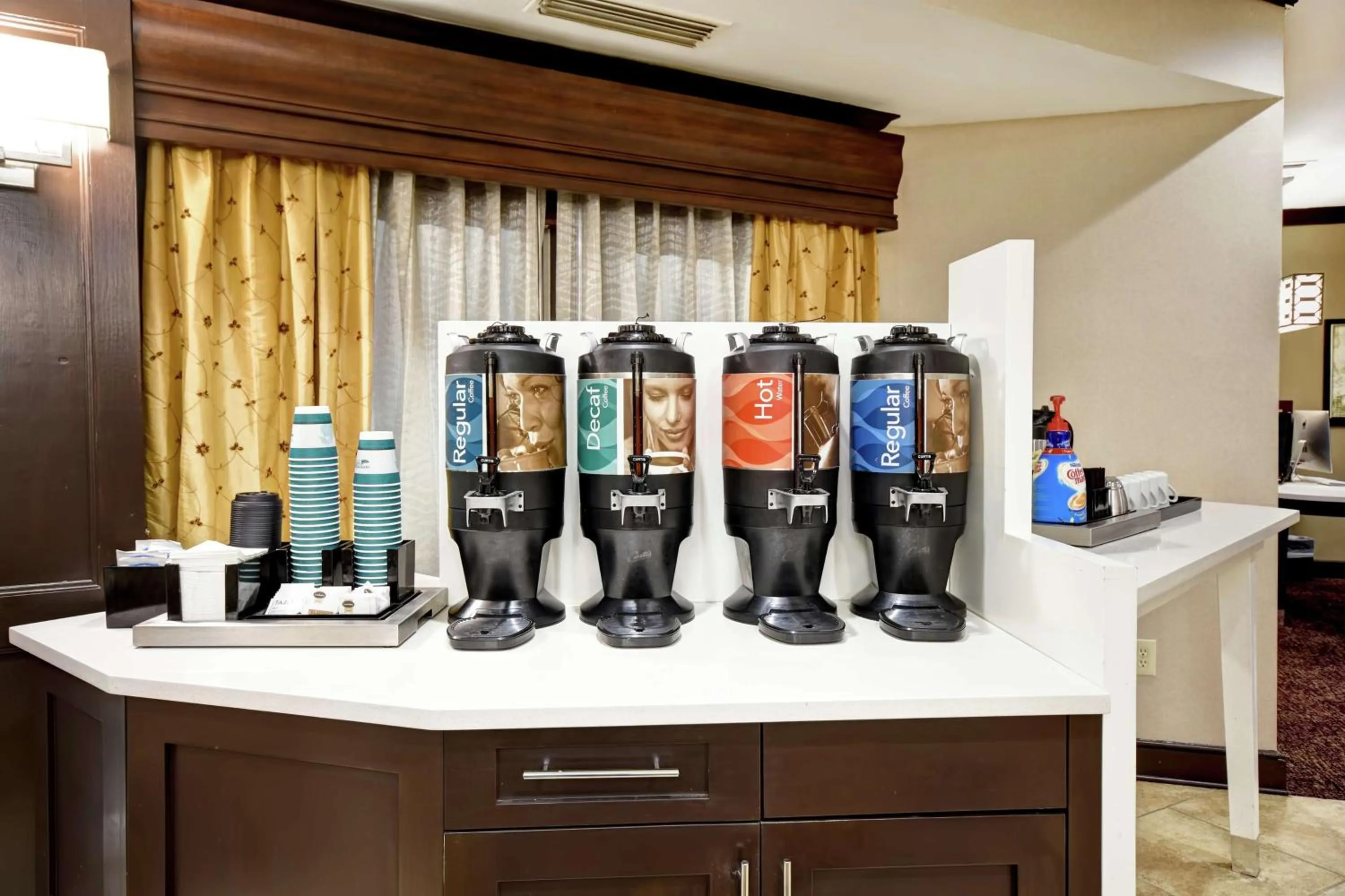 Breakfast in Homewood Suites by Hilton Atlanta-Galleria/Cumberland