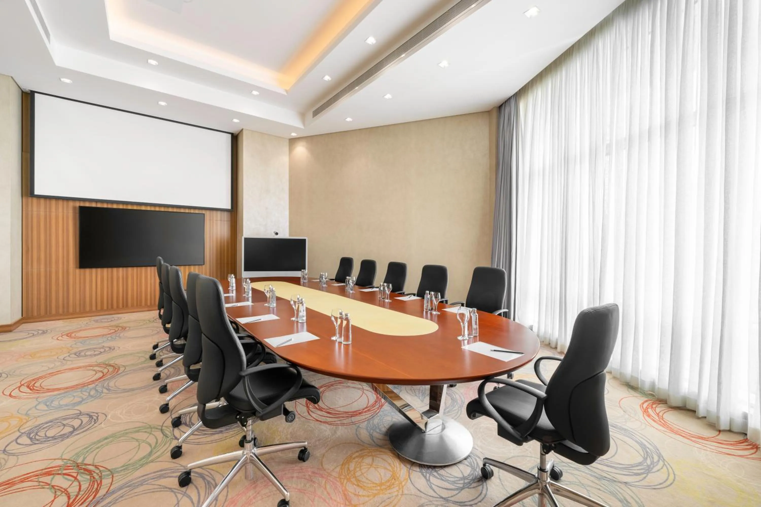 Meeting/conference room in Radisson Blu Hotel and Convention Center, Riyadh Minhal