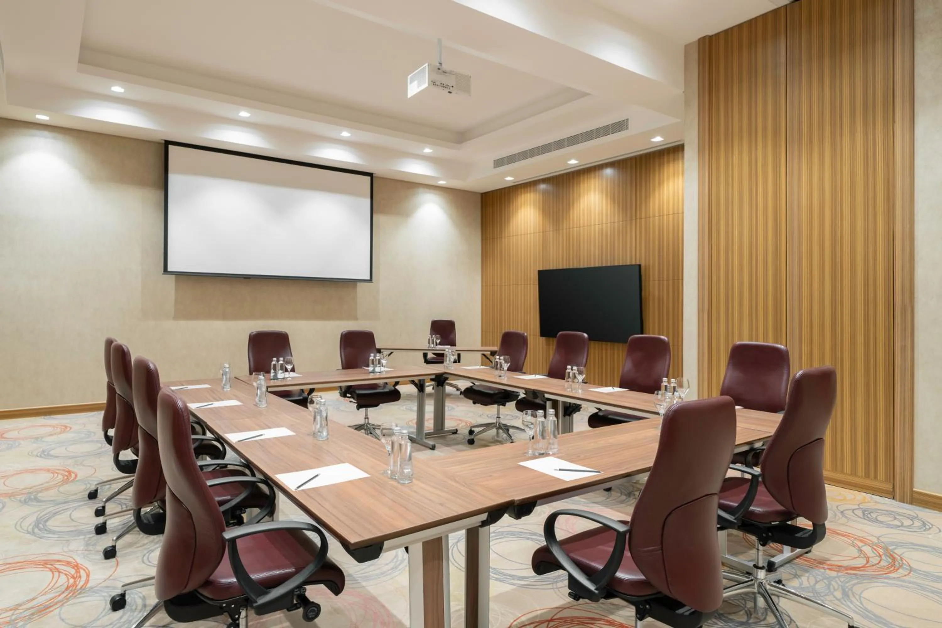 Meeting/conference room in Radisson Blu Hotel and Convention Center, Riyadh Minhal