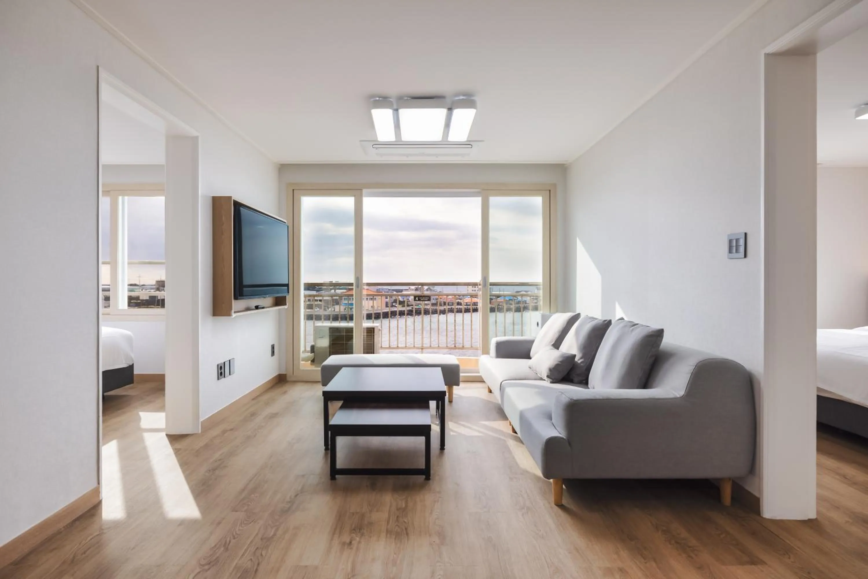 Kensington Royal Suite with Ocean View in Kensington Resort Jeju Hanlim