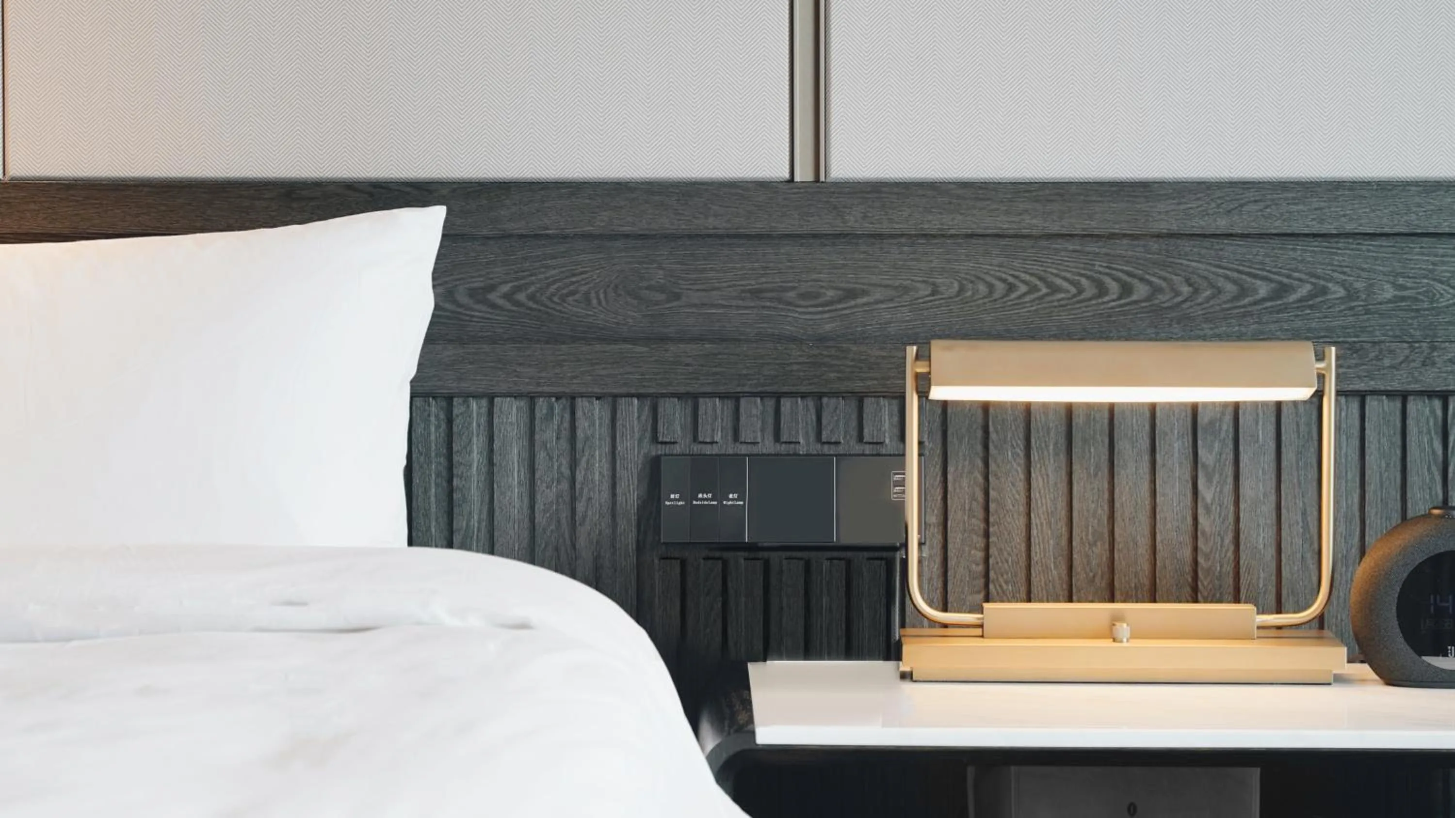 Photo of the whole room, Bed in InterContinental Foshan by IHG