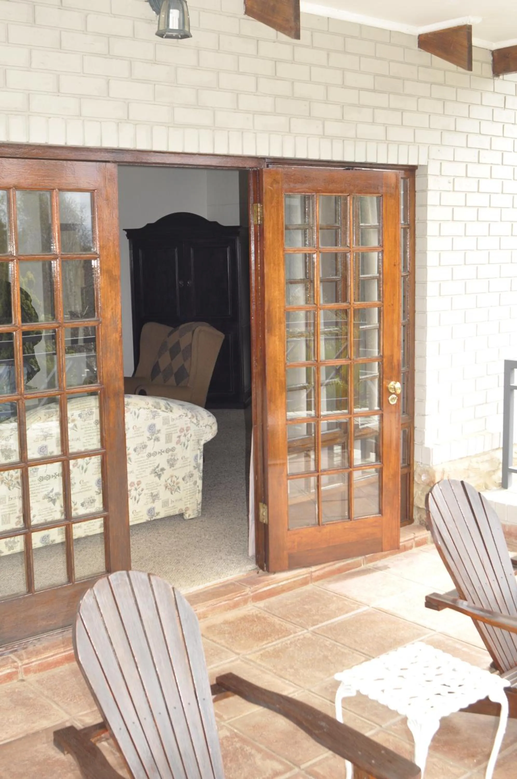 Patio in The Highlander Hotel Dullstroom