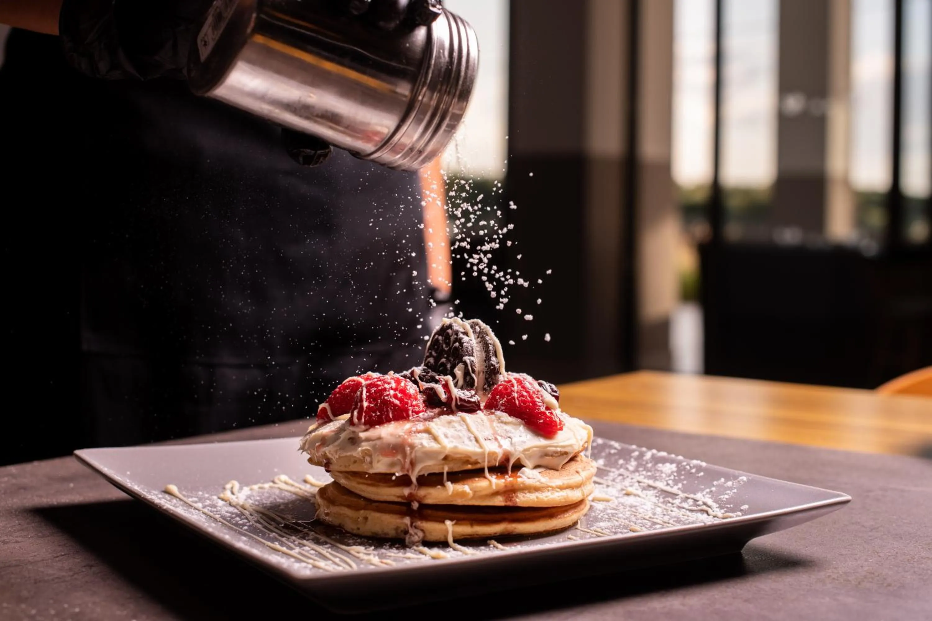 Food and drinks in Hotel St John Villas