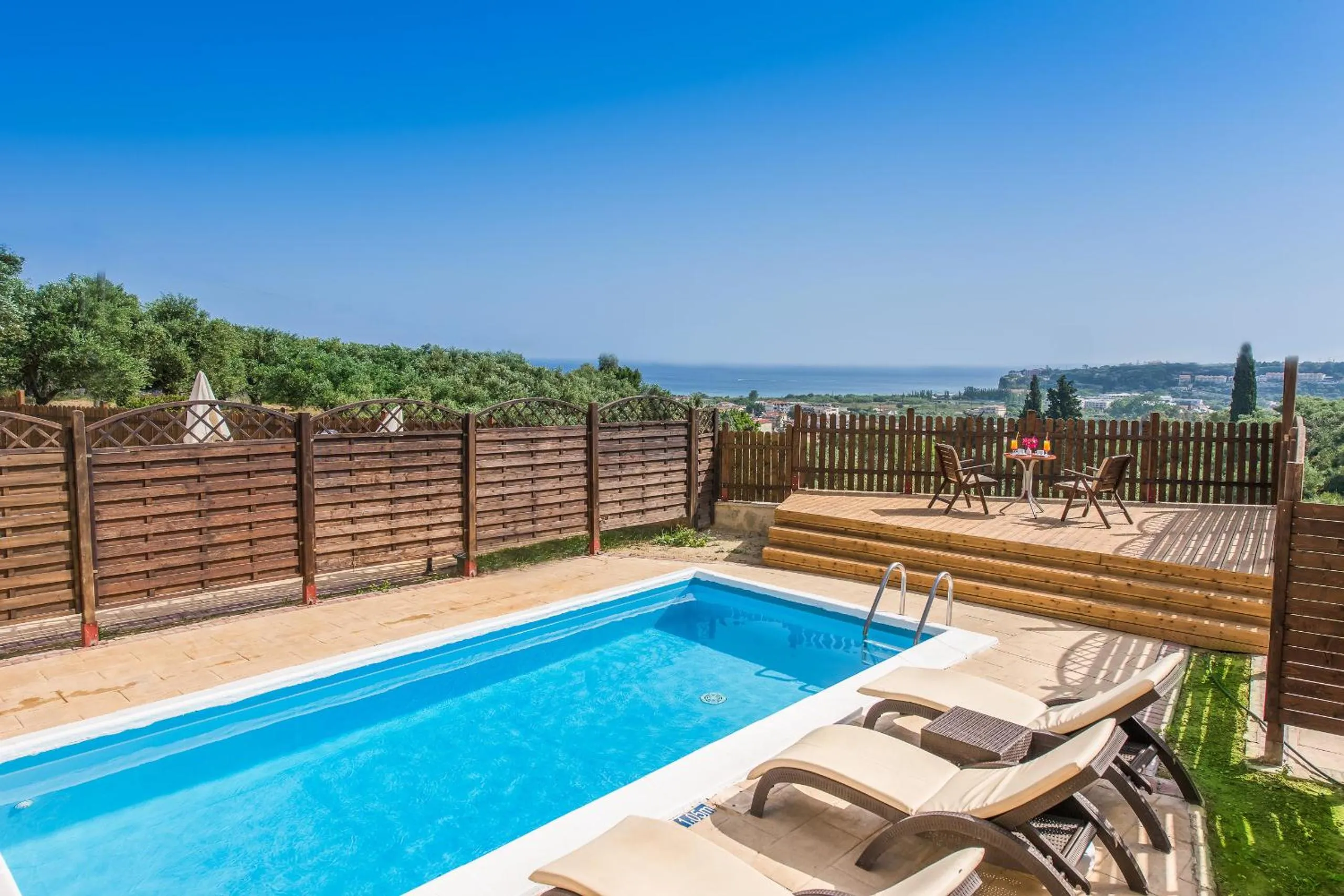 Swimming pool in Hotel St John Villas
