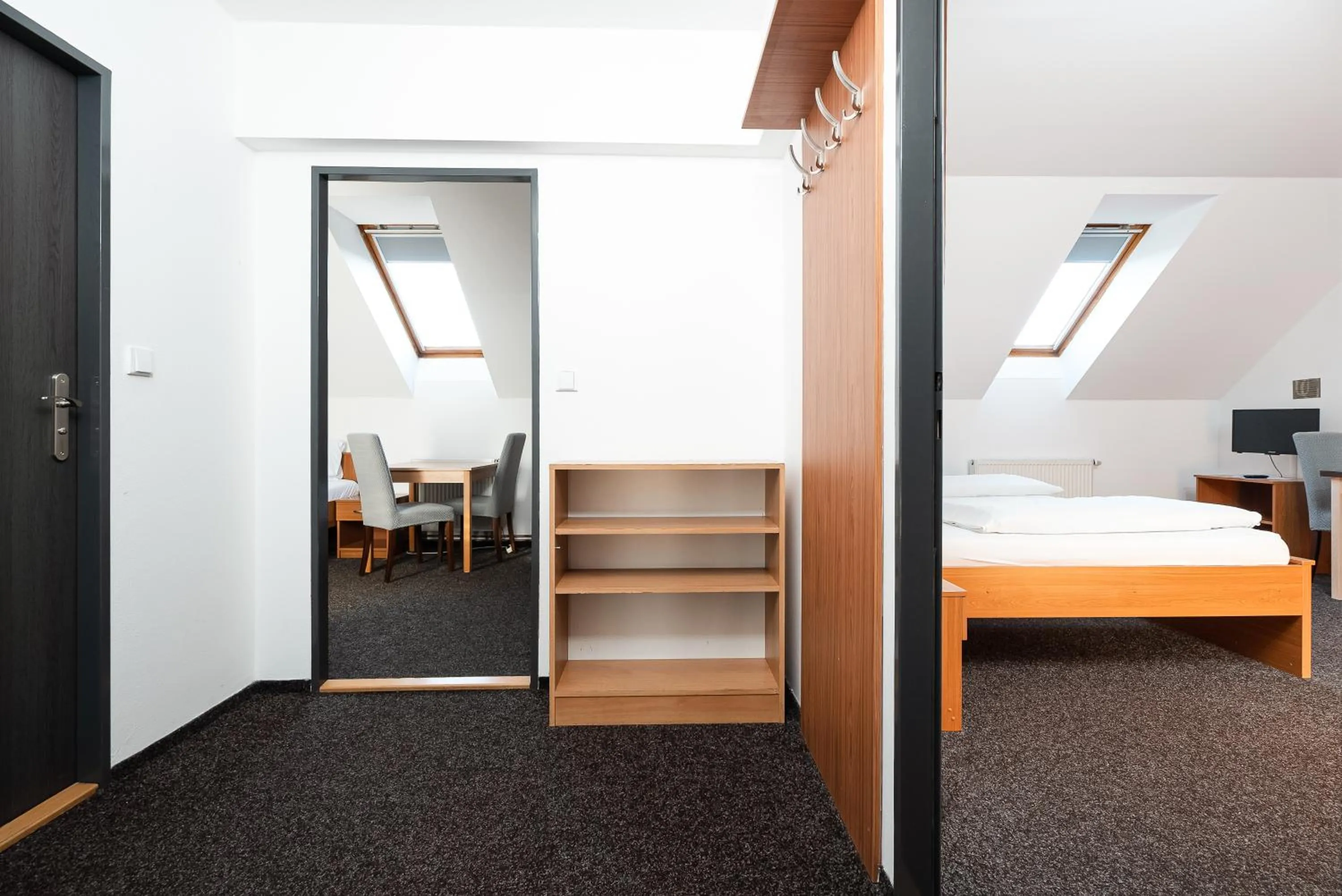 Property building, Bed in Penzion U Gigantu