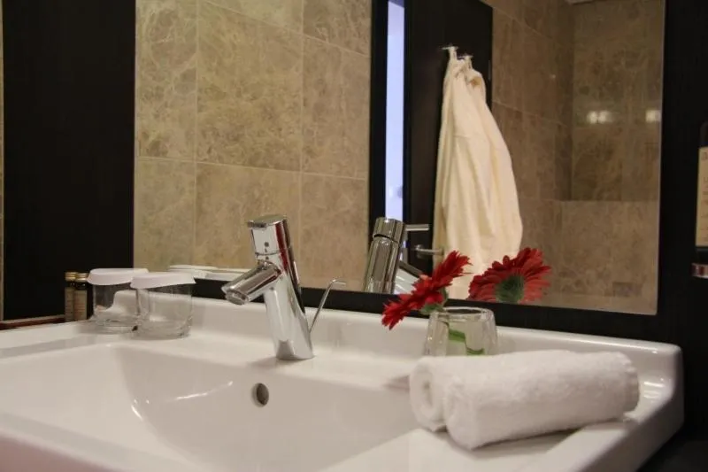 Bathroom in Hotel Mousson