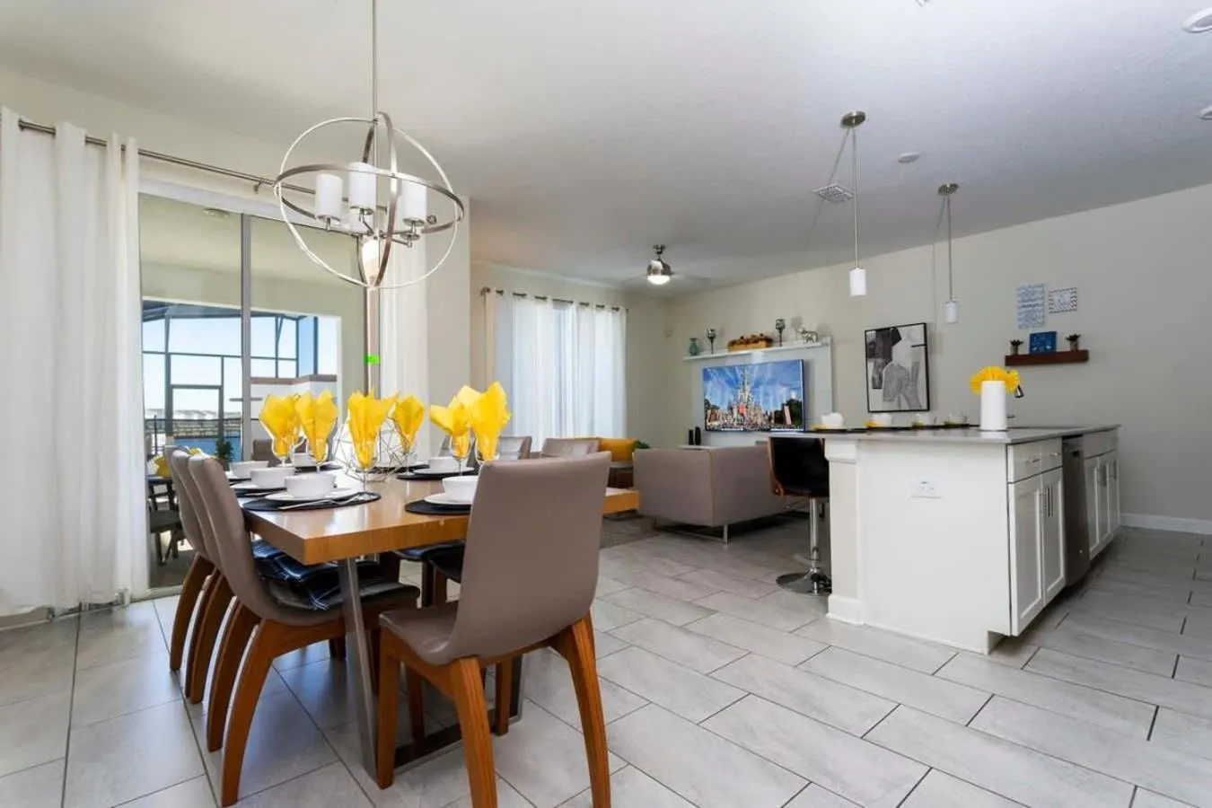 Four Bedrooms TownHome 4861