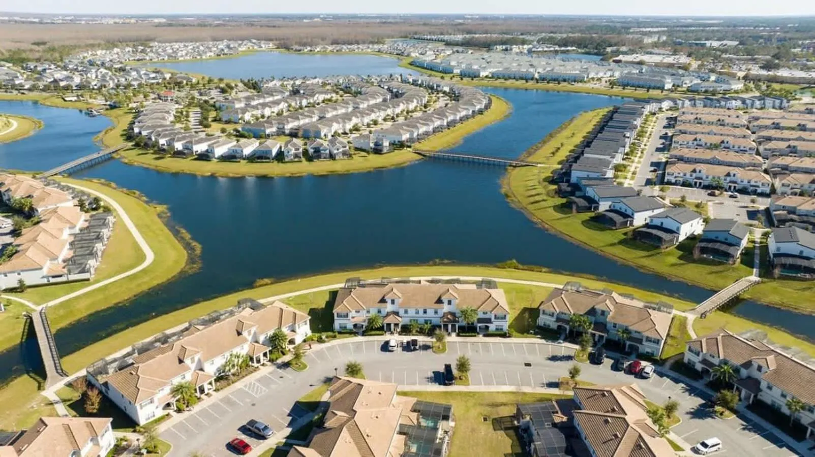 Four Bedrooms TownHome 4861