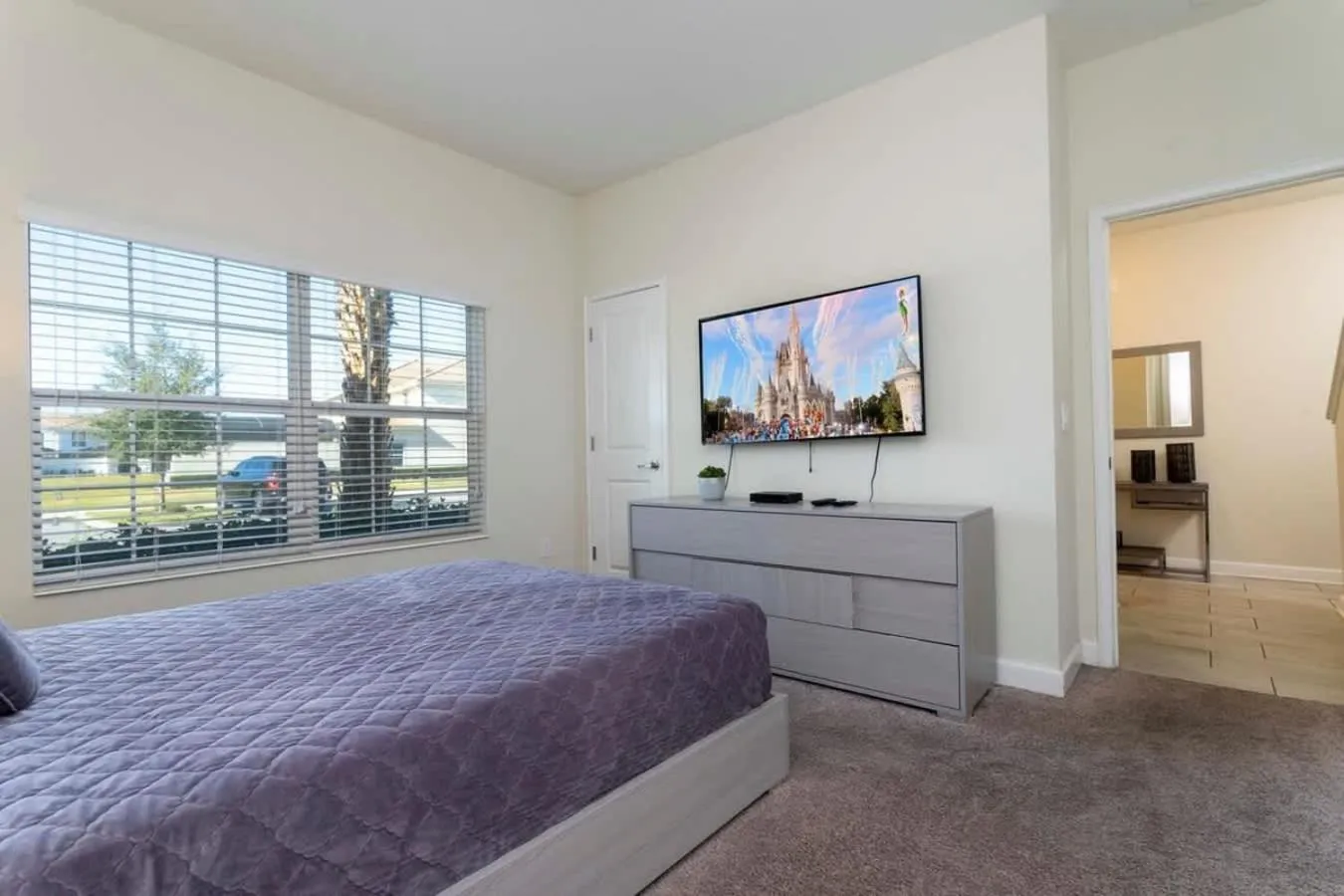 Bed in Four Bedrooms TownHome 4861