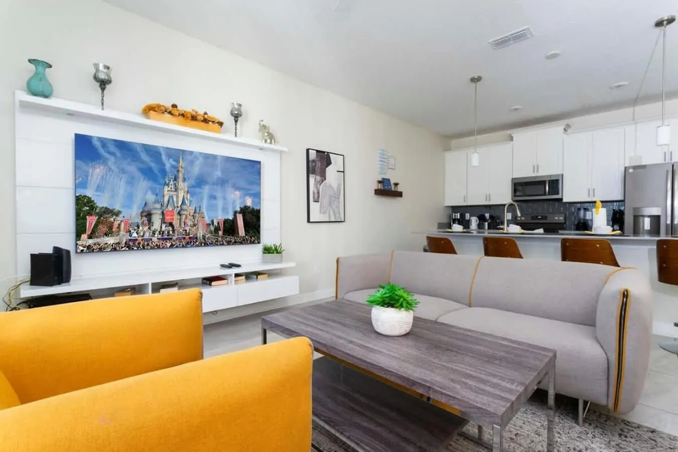 Four Bedrooms TownHome 4861