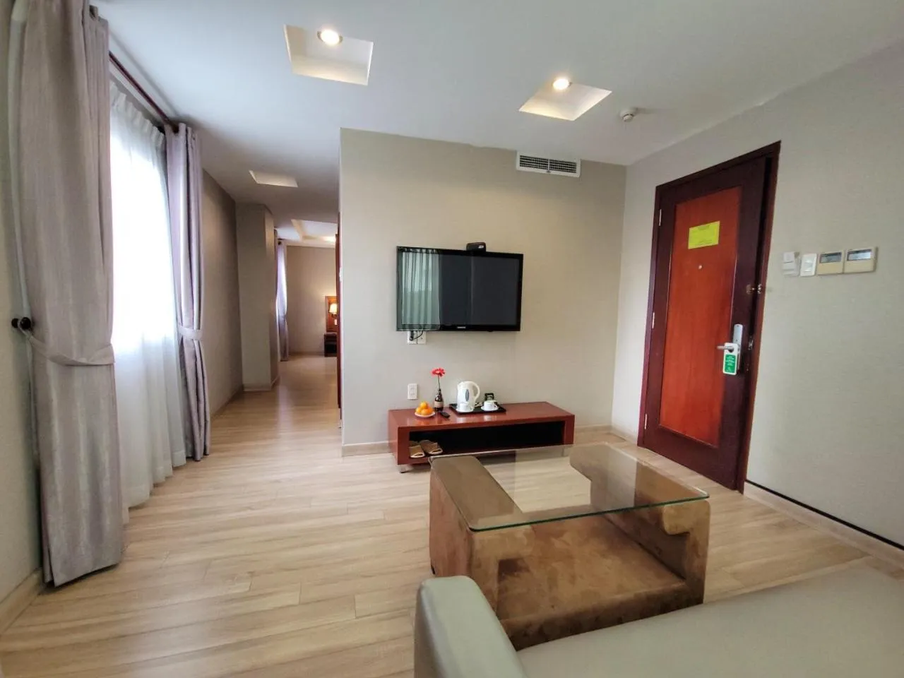 Living room in Aristo Saigon Hotel