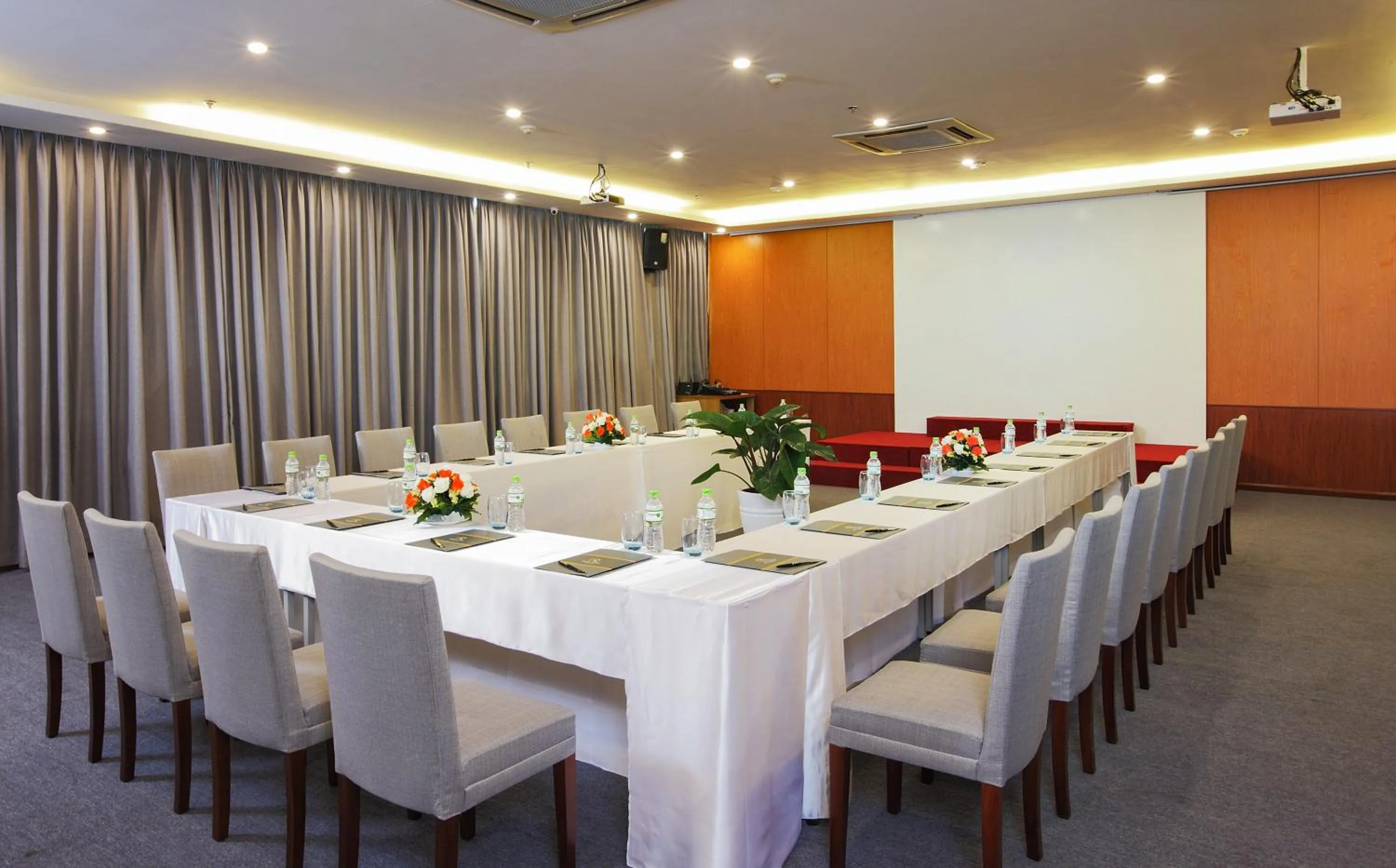 Meeting/conference room in Aristo Saigon Hotel