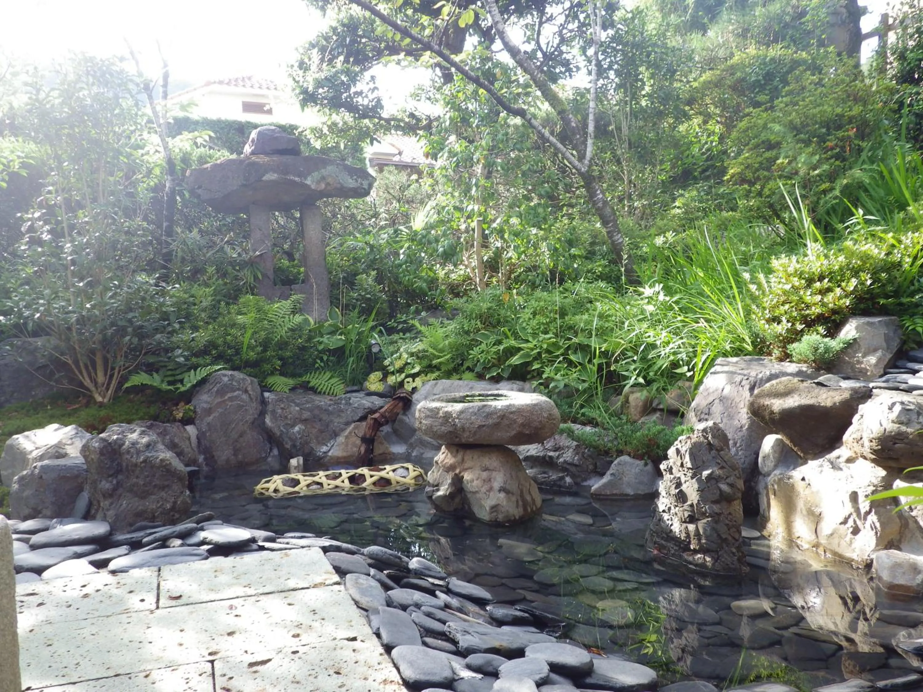 Day in Kosenkaku Yoshinoya