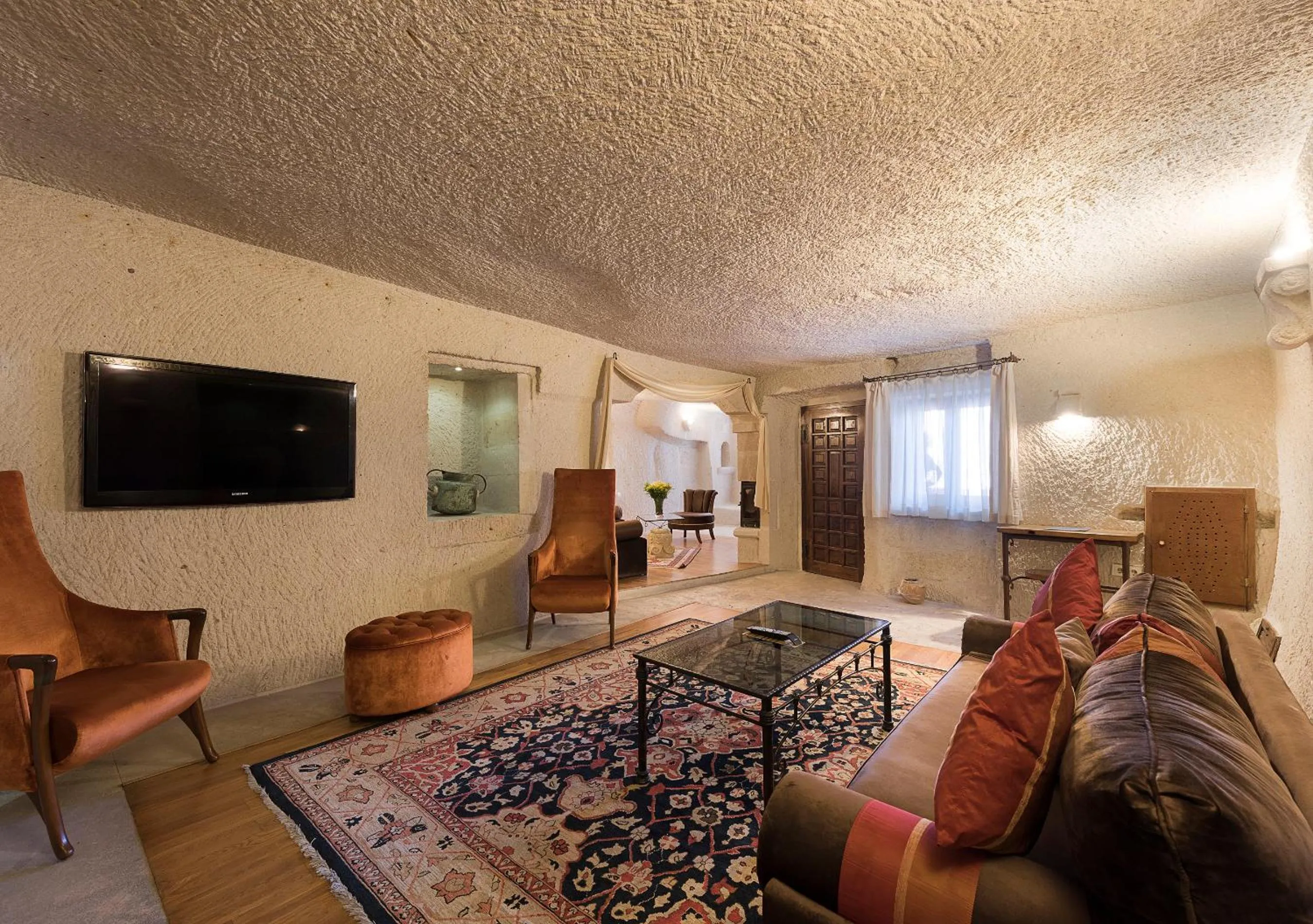 TV and multimedia in Anatolian Houses Cave Hotel & SPA