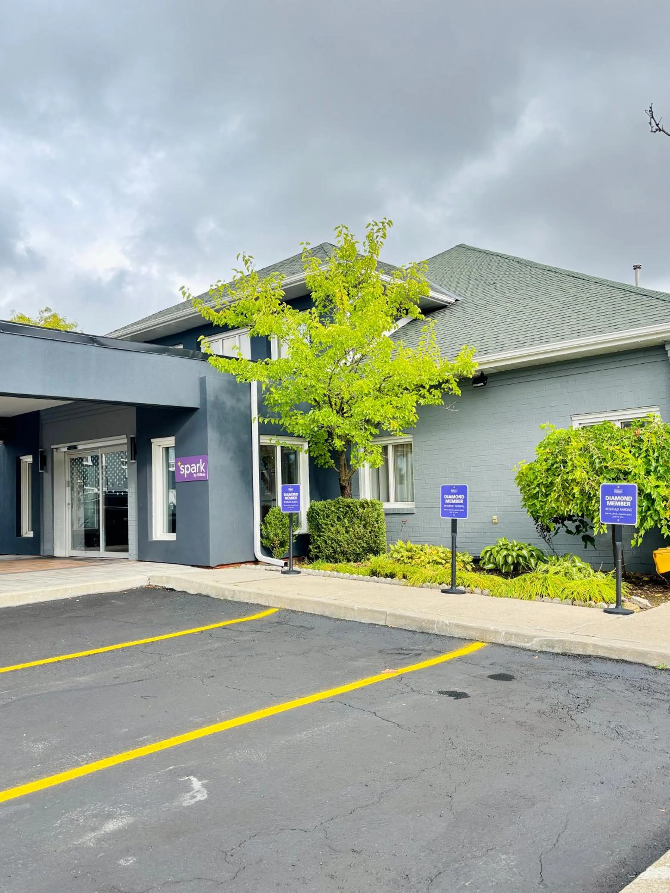 Parking in Spark by Hilton Toronto Mississauga