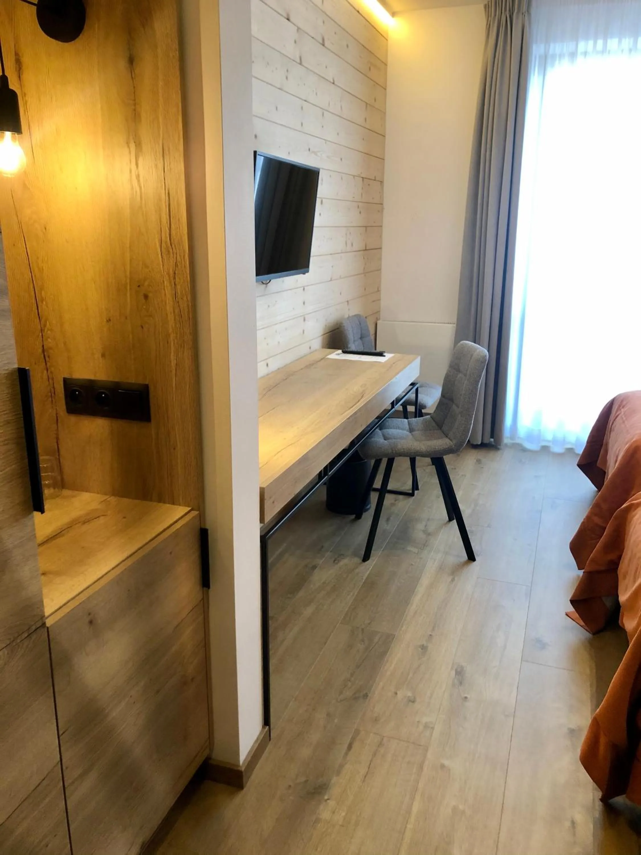 Communal lounge/ TV room, Bed in Chata Walichnowska