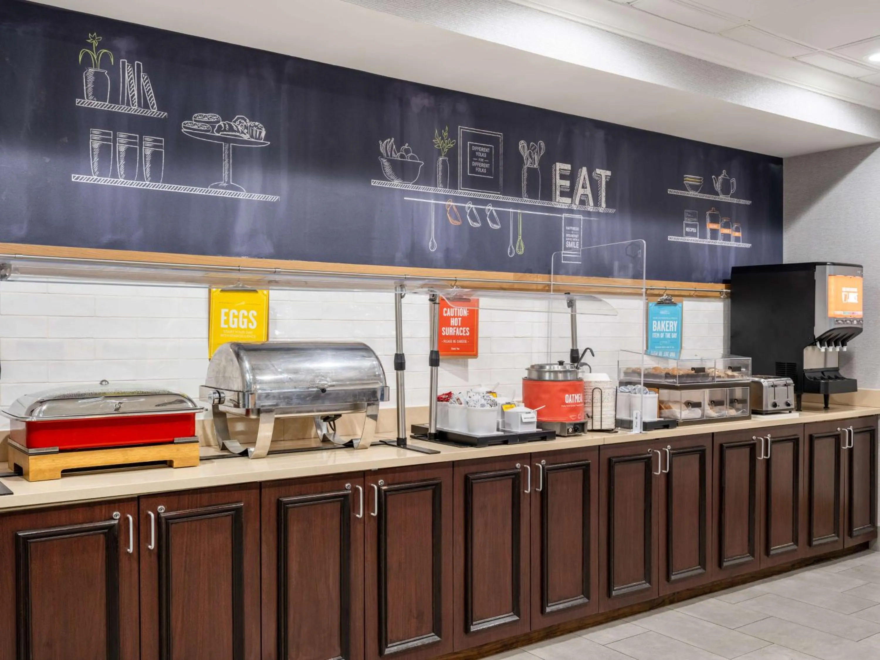 Breakfast in Hampton Inn Atlanta-Peachtree Corners/Norcross