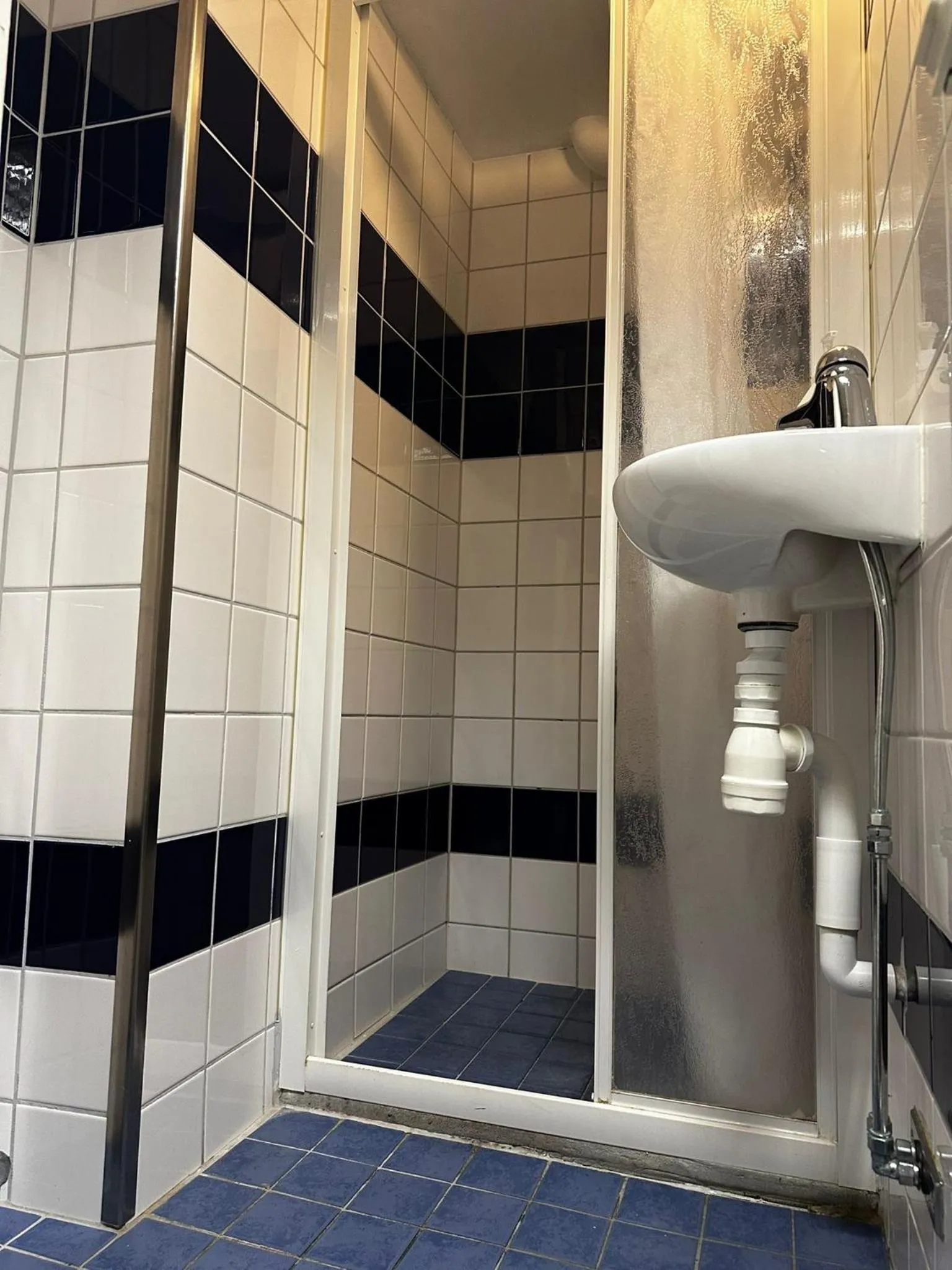 Bathroom in Rygerfjord Hotel & Hostel