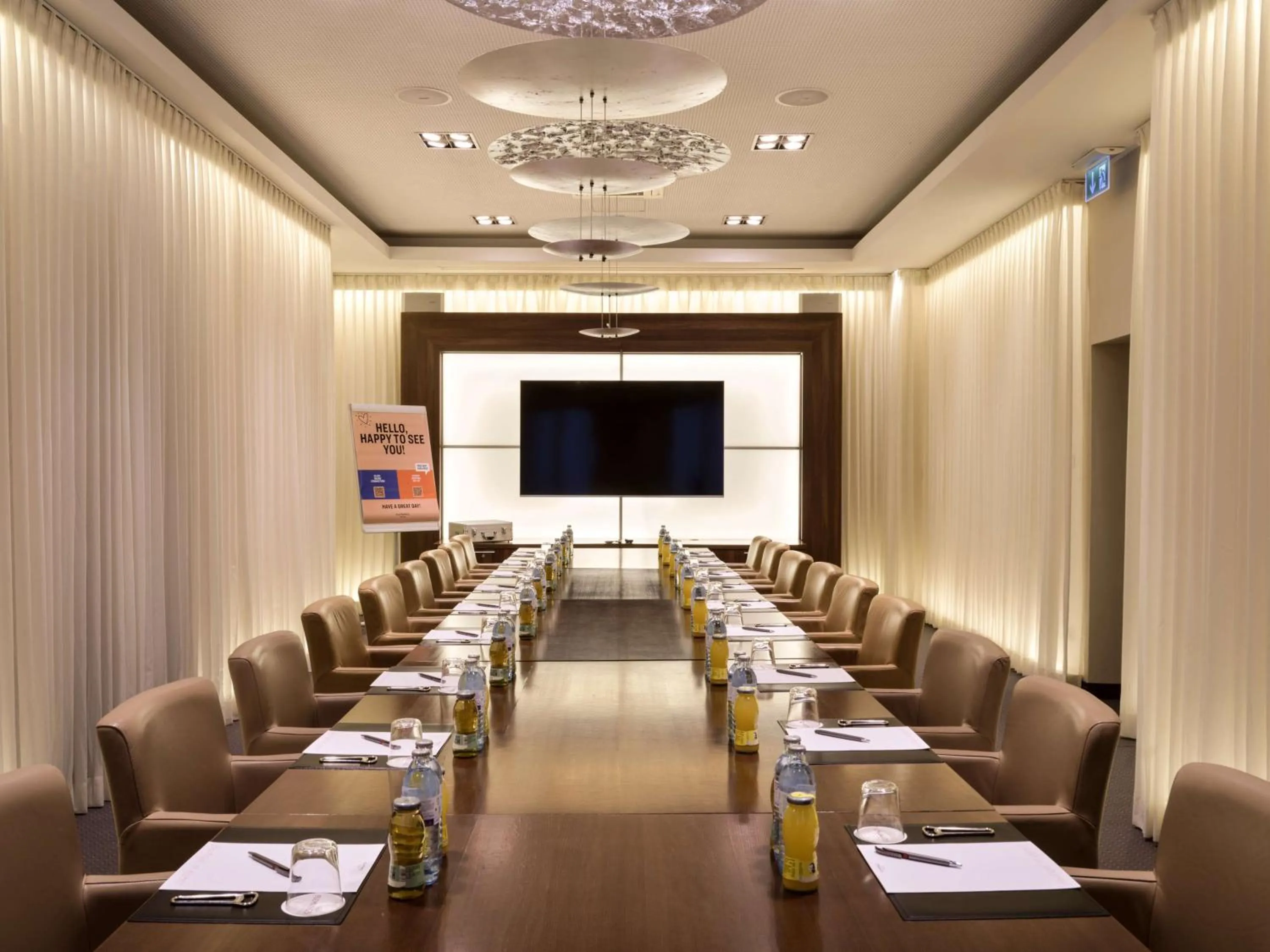 TV and multimedia in Flemings Selection Hotel Wien-City