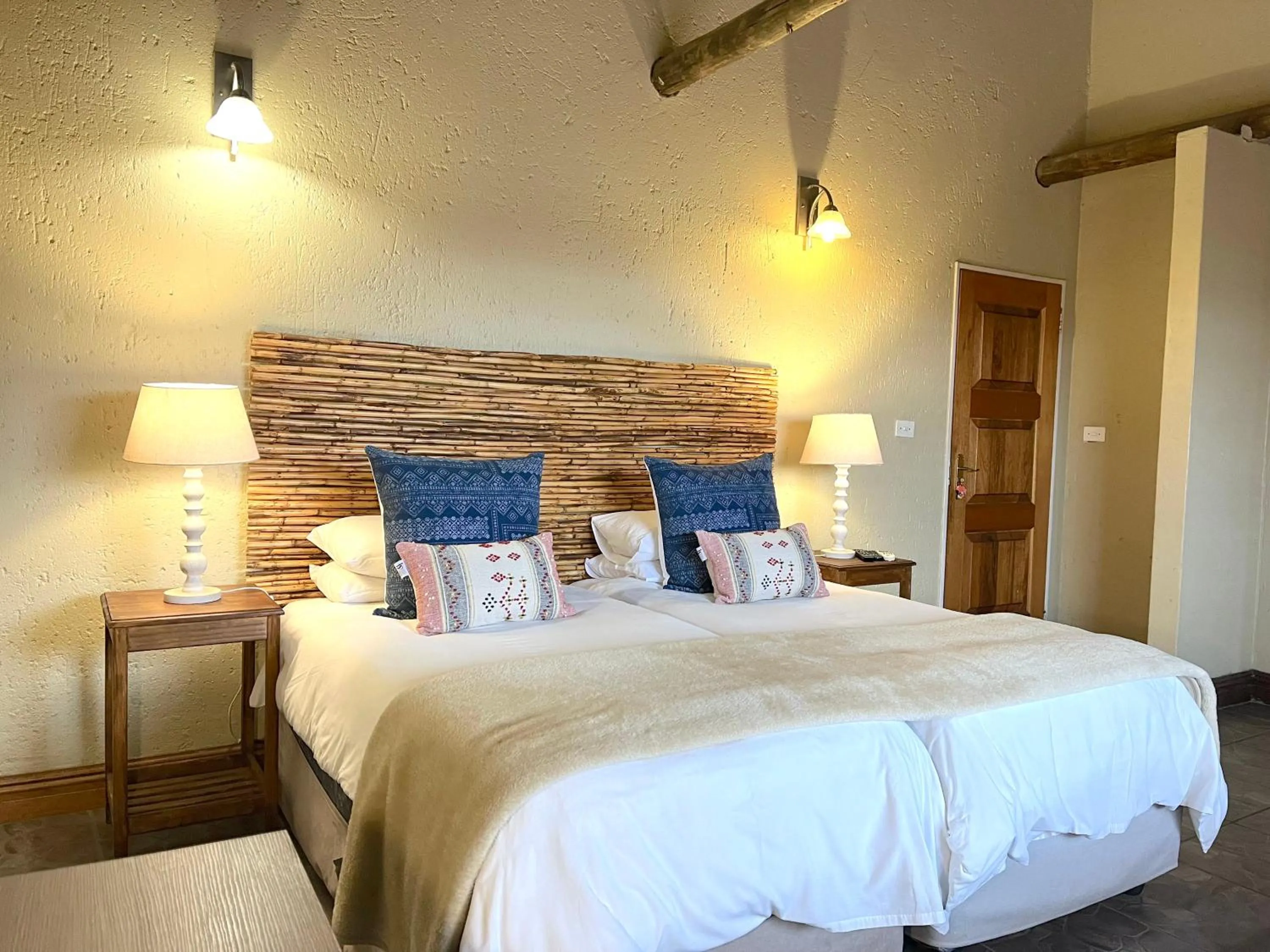 Bed in Safari Club Guest Lodge OR Tambo International Airport