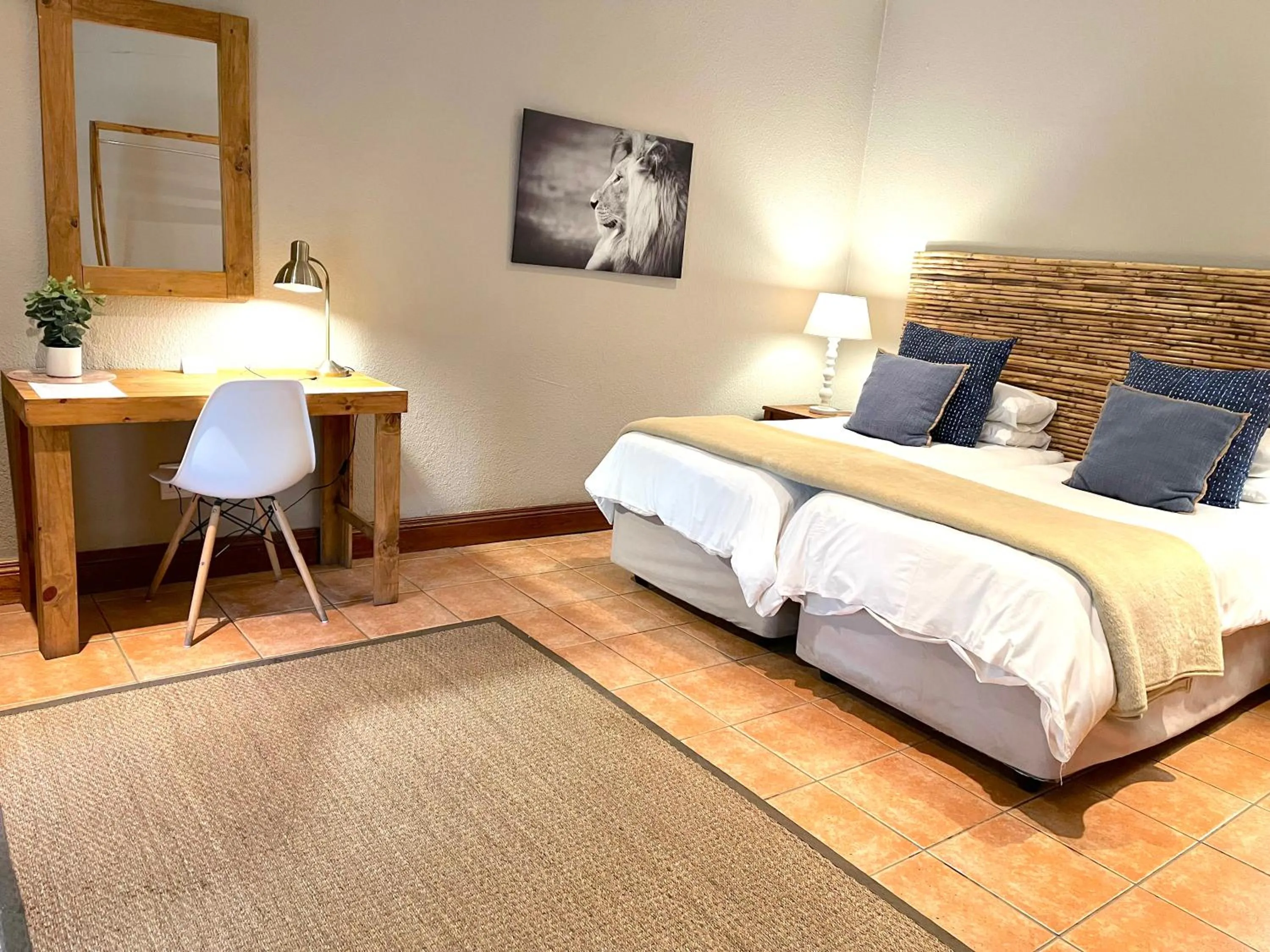 Bed in Safari Club Guest Lodge OR Tambo International Airport