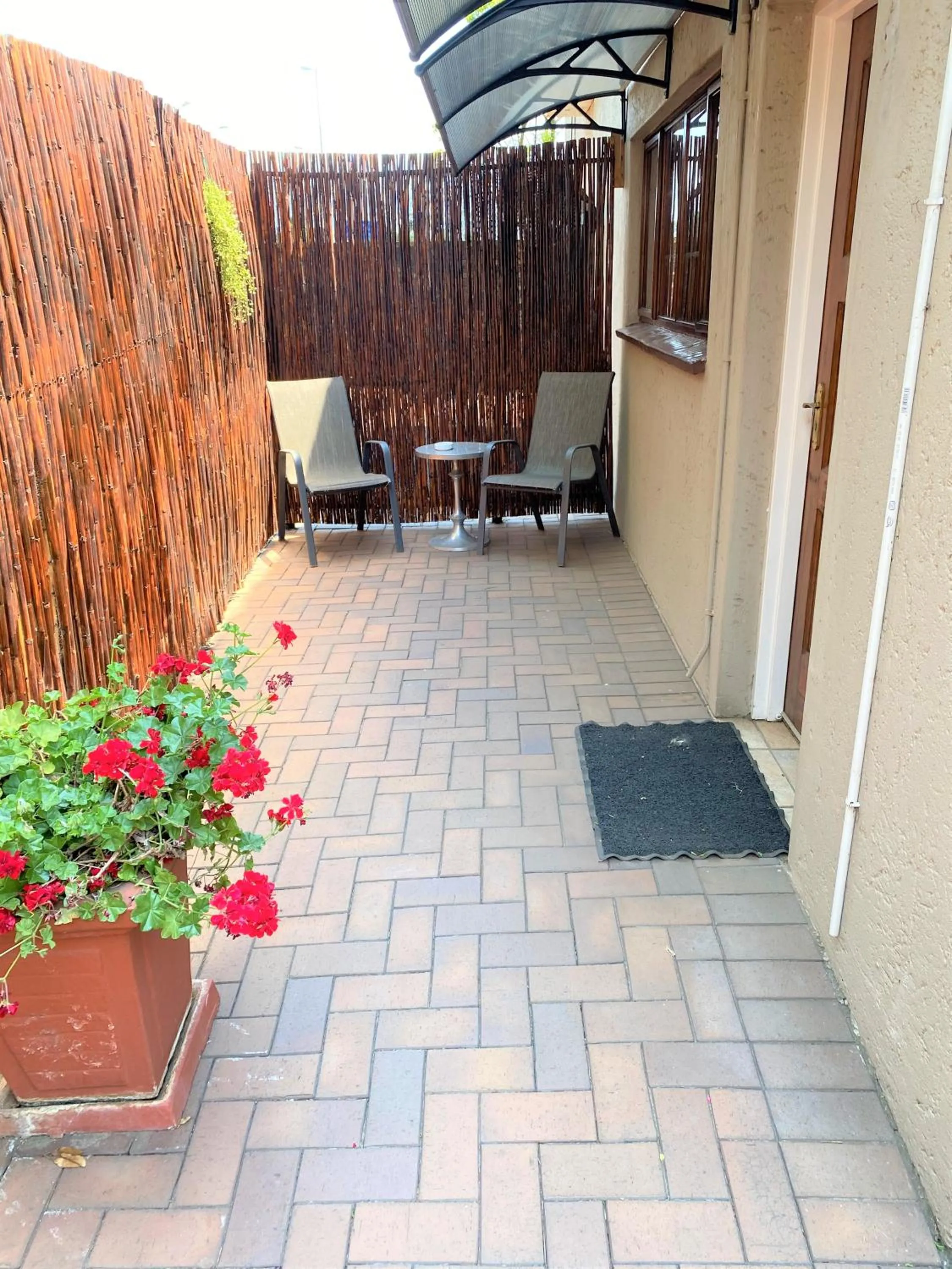 Other in Safari Club Guest Lodge OR Tambo International Airport